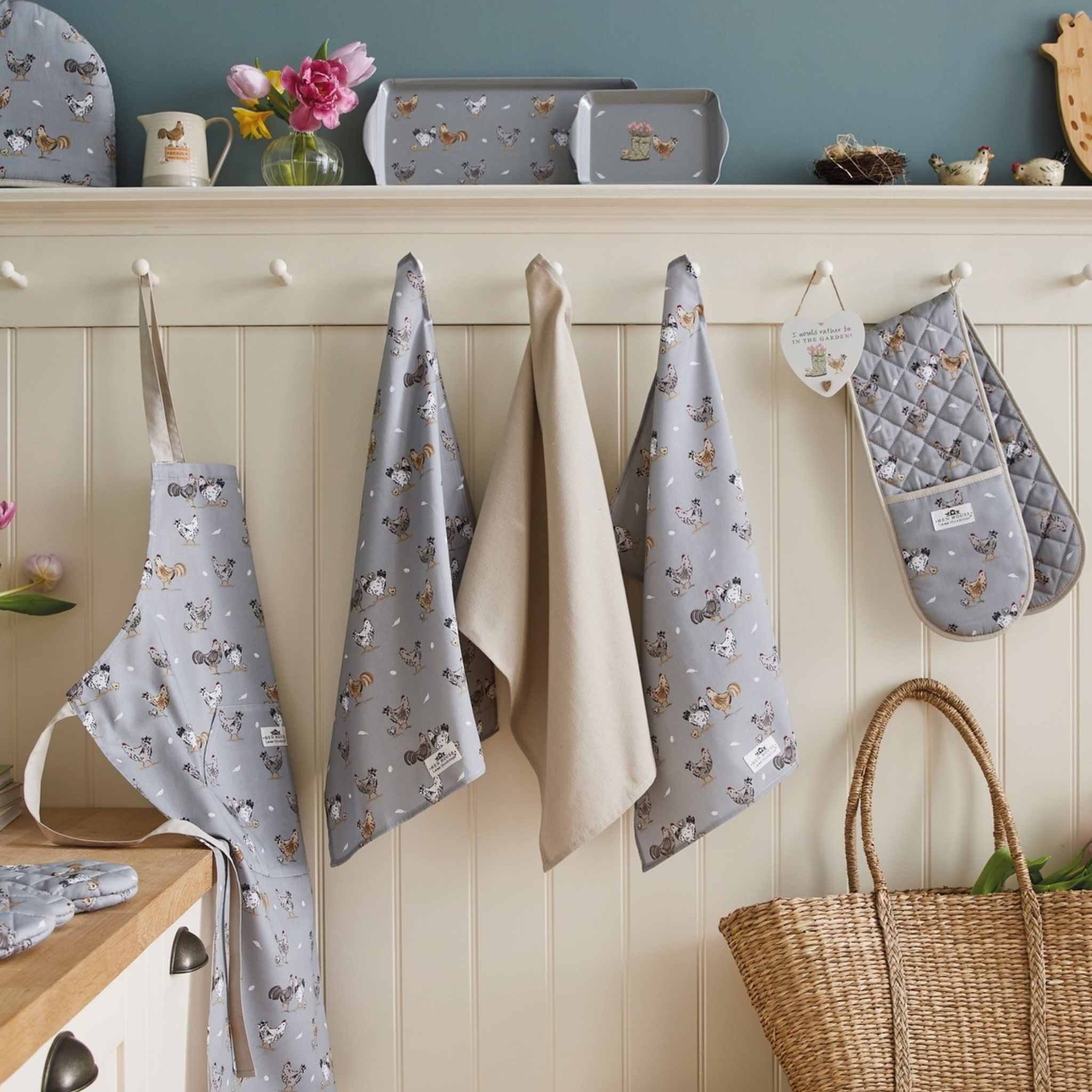 Double Oven Glove Hen House Lane