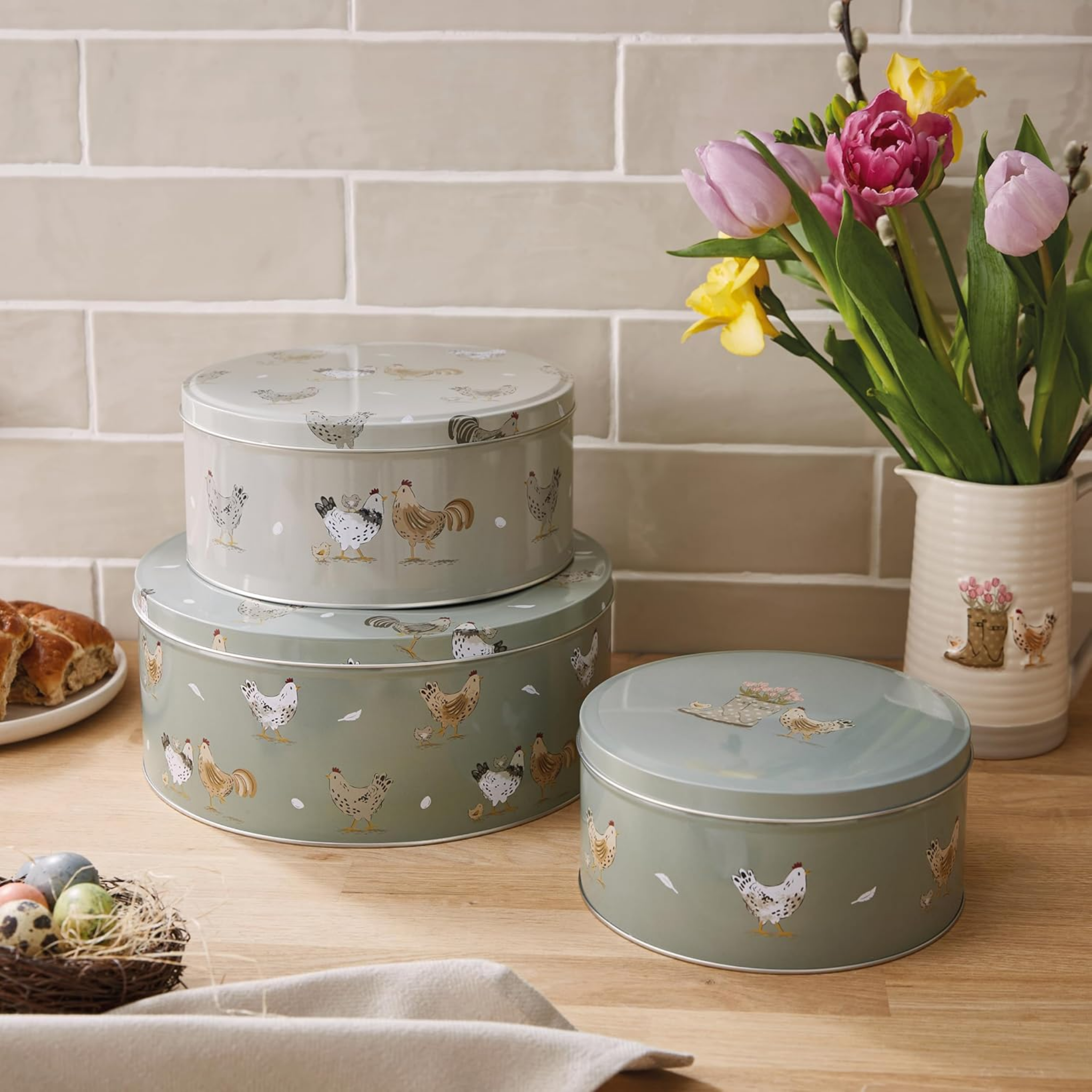 Set Of 3 Round Cake Tins Hen House Lane