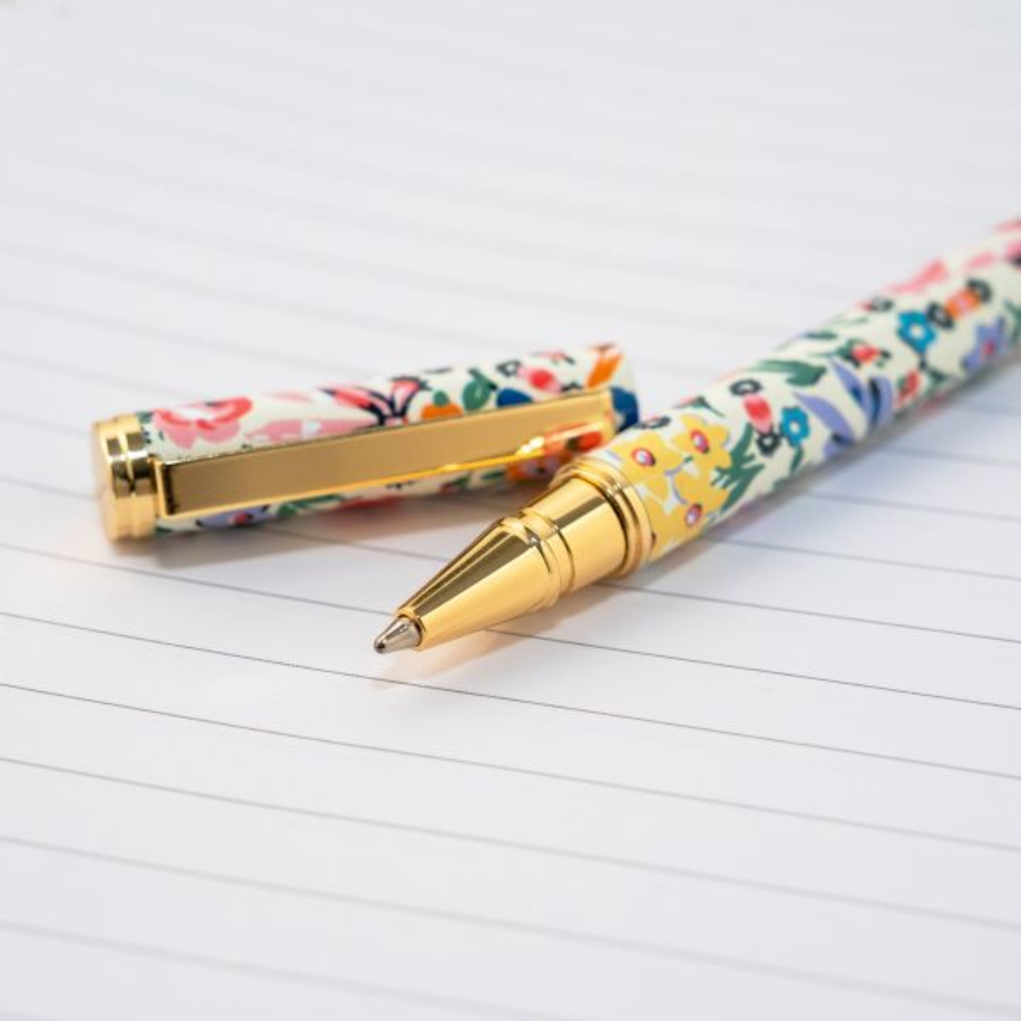 Boxed Daisy Ballpoint Pen