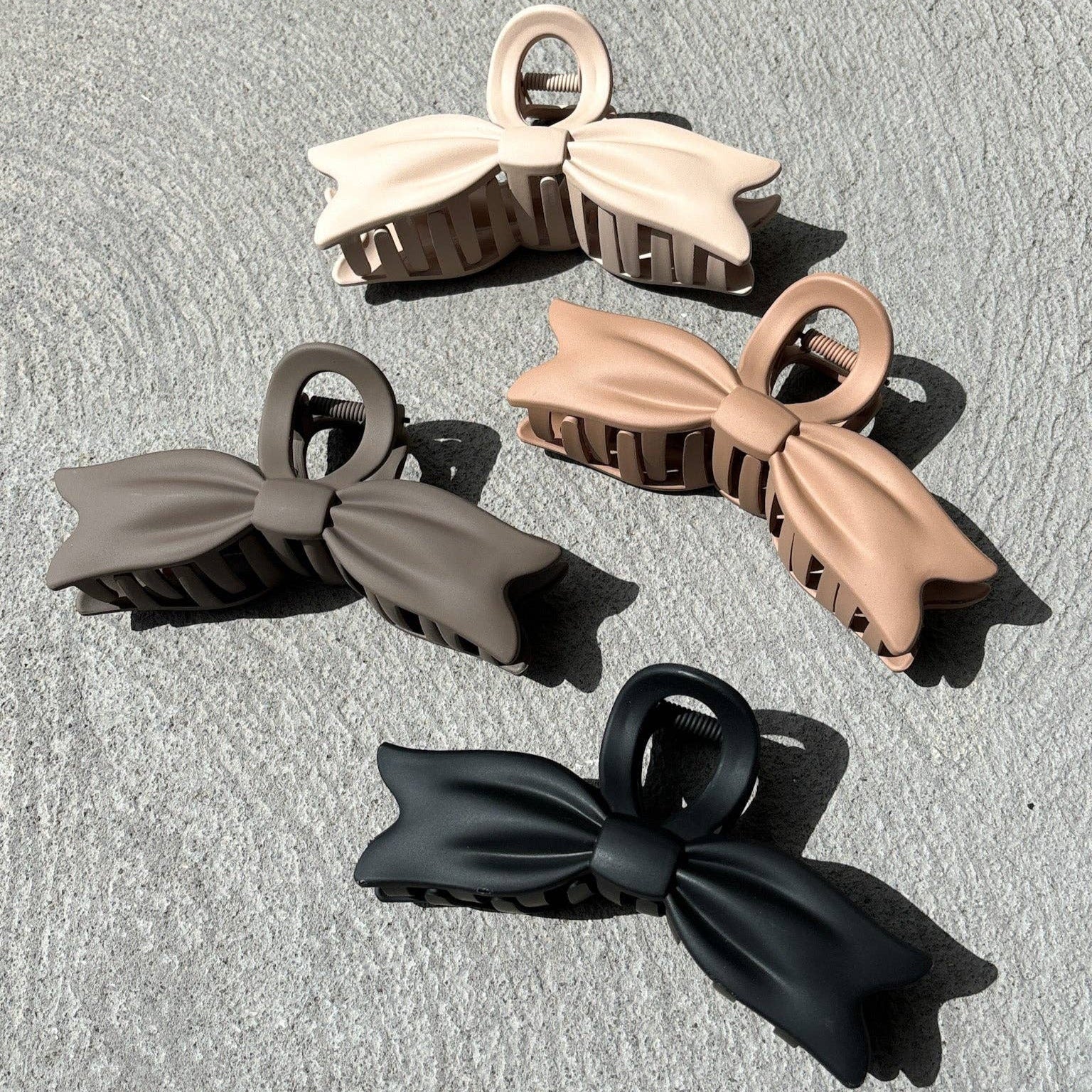 Vastile Bow Hair Claw Clip Beige