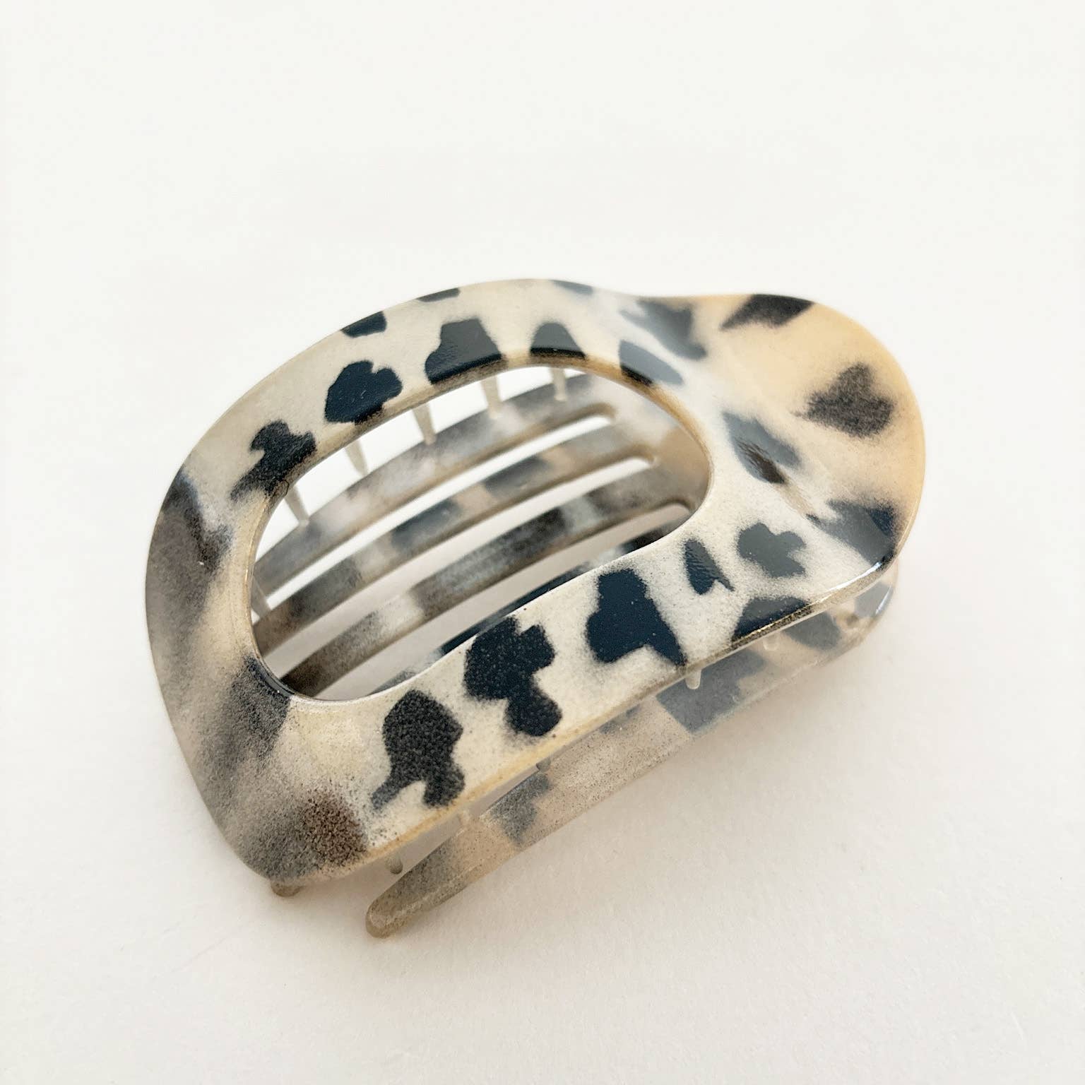 Flat Hair Claw Clip Light Tort