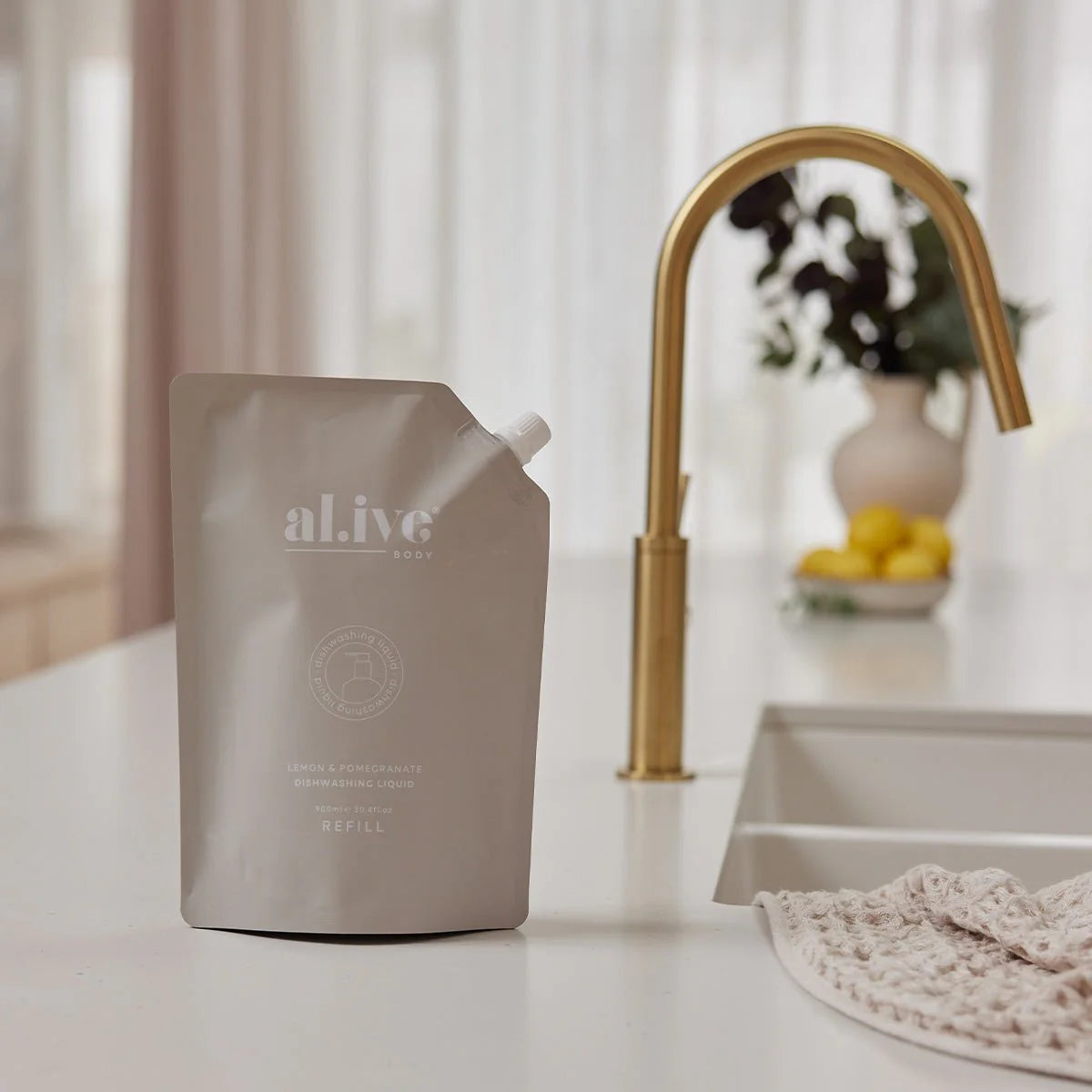 900ml Dish Wash Refill Lemon & Pomegranate