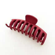 Regina Matte Claw Clip Wine