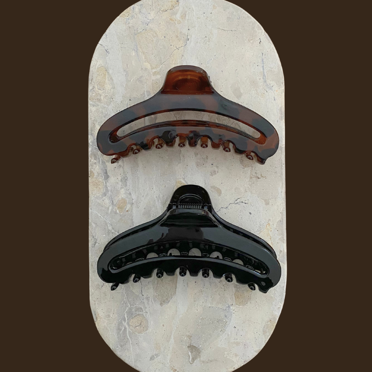 Zen Oval Hair Claw Clip Black
