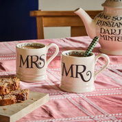 Black Toast Mr & Mrs Set of Two 1/2 Pint Mugs