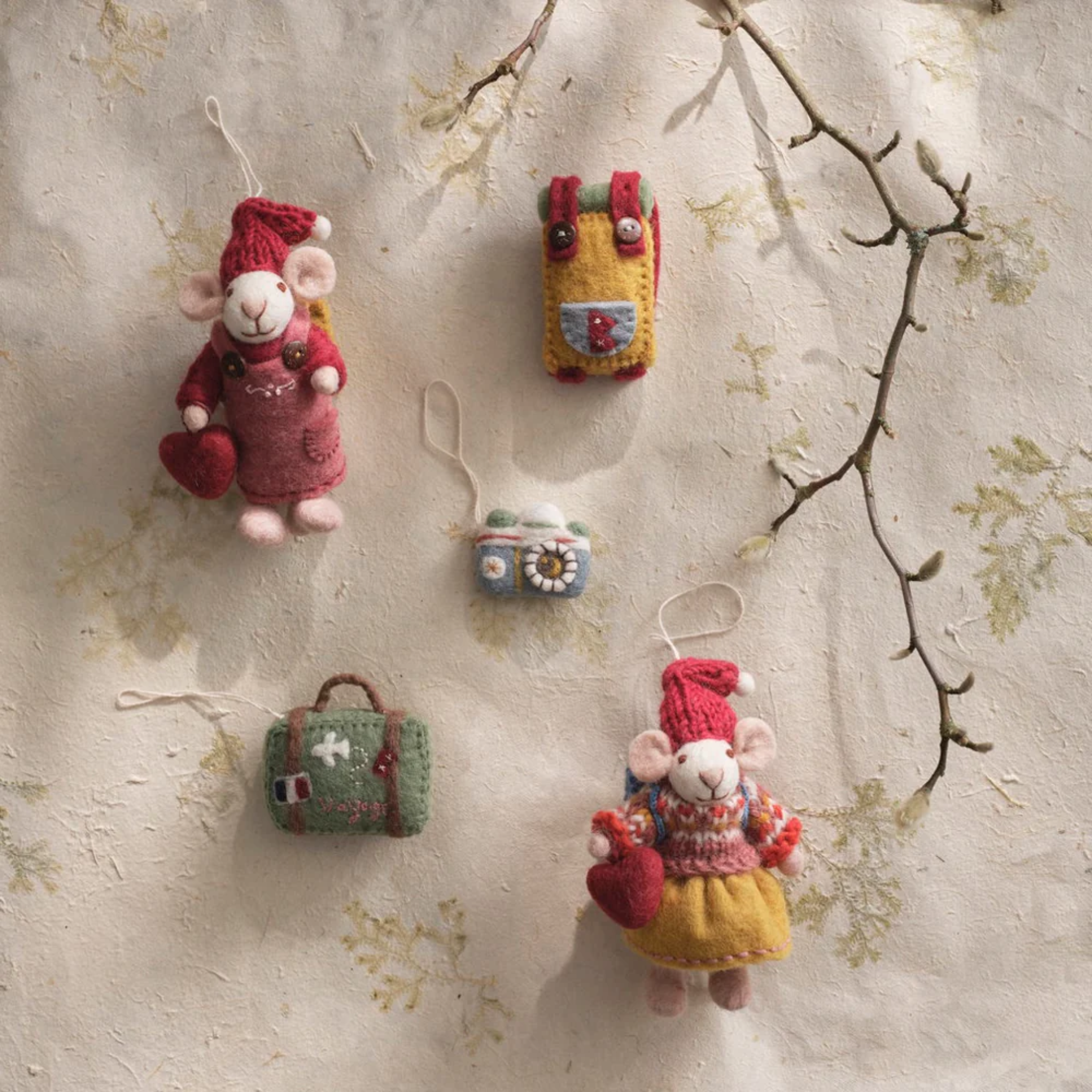 Set Of 2 Felt Mice with Hearts Figurines Small