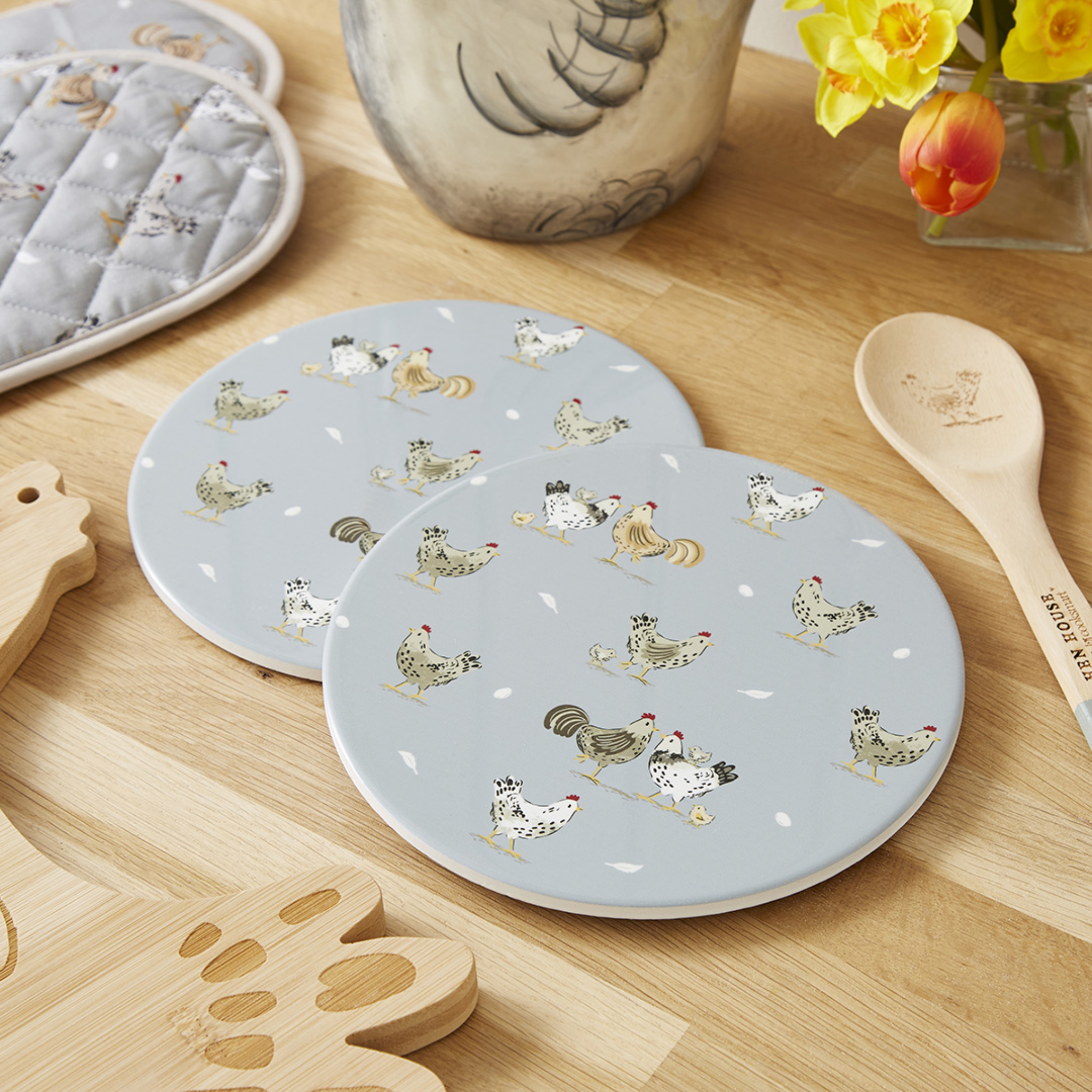 Set Of 2 Trivets Hen House Lane