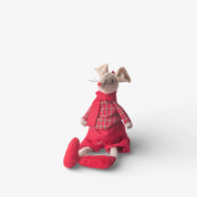Red Harry Mouse Sitting