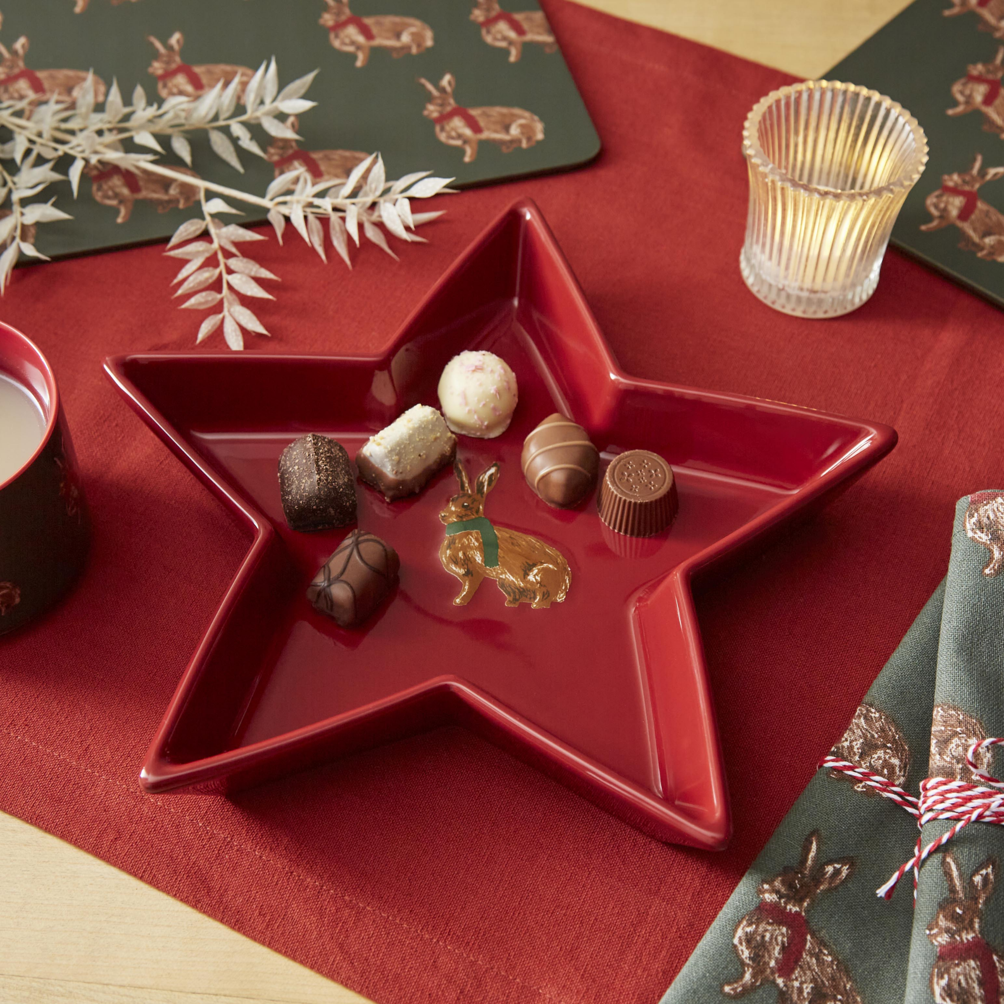Heritage Hare Nibble & Dip Bowl Red Star