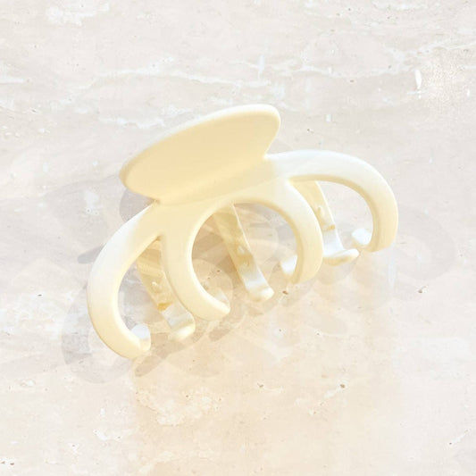 Chloe Matte Claw Clip White