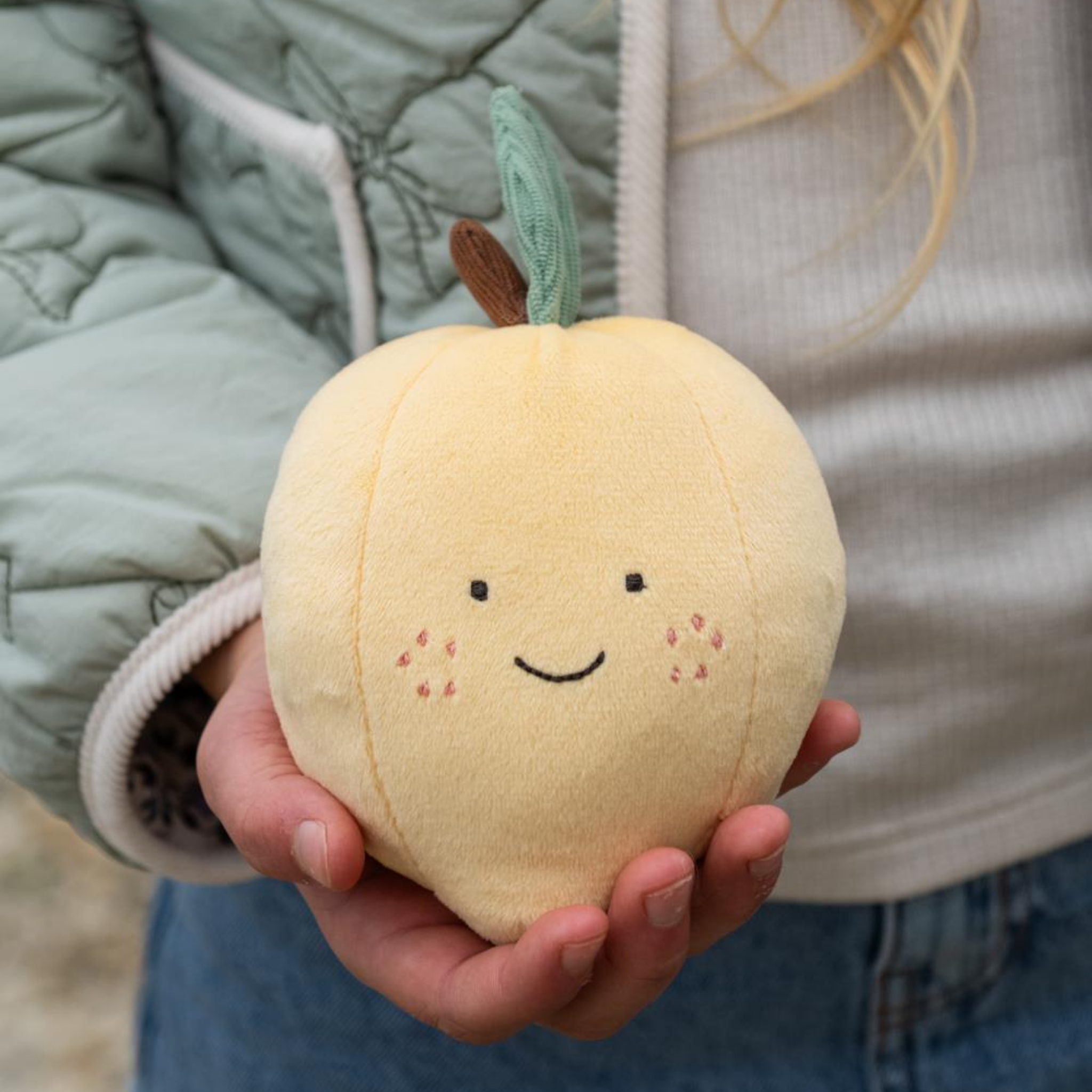 Lea Lemon The Resilient Friend