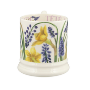 Flowers Tete-A-Tete & Grape Hyacinth 1/2 Pint Mug