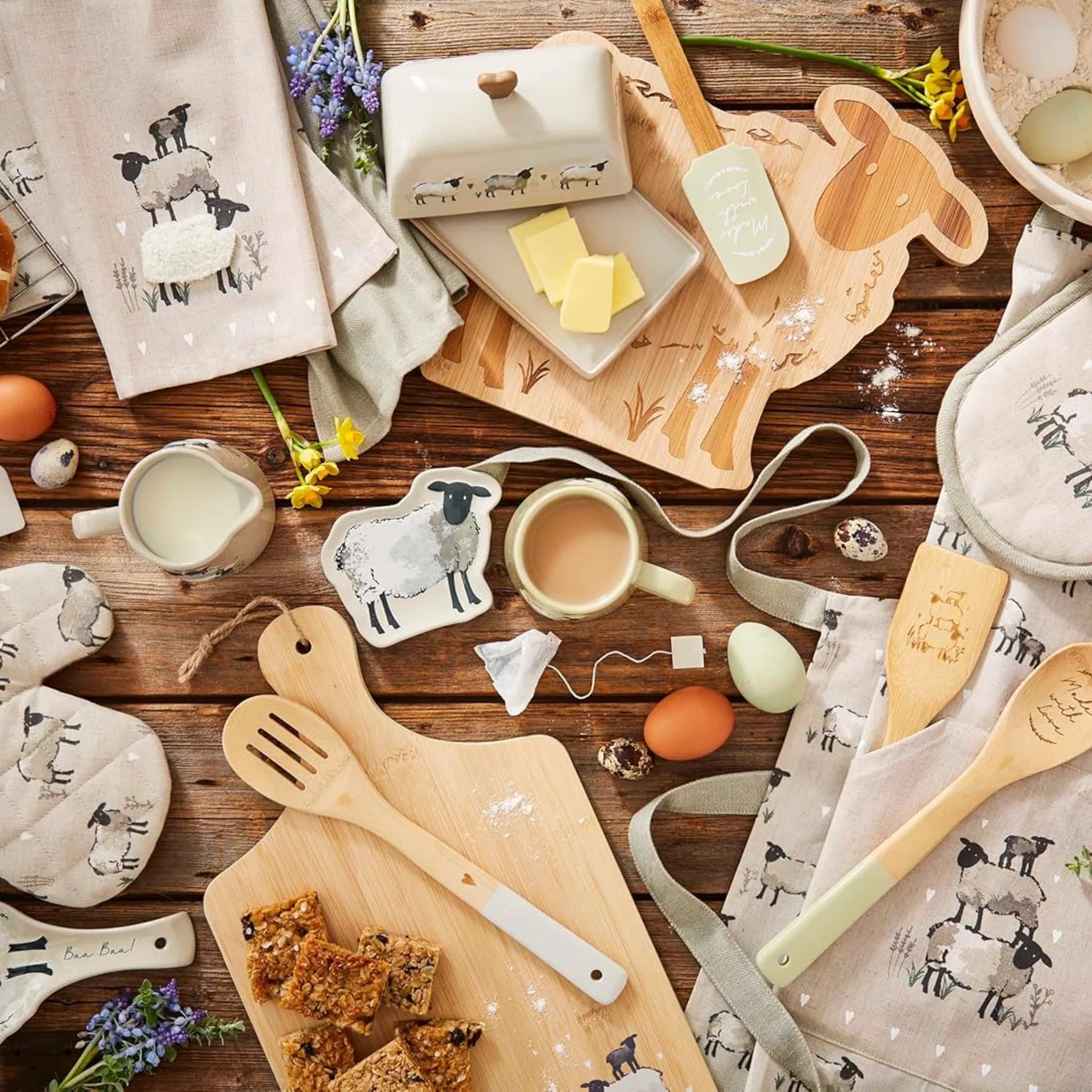 Reverse Conical Mug Highland Sheep Cream