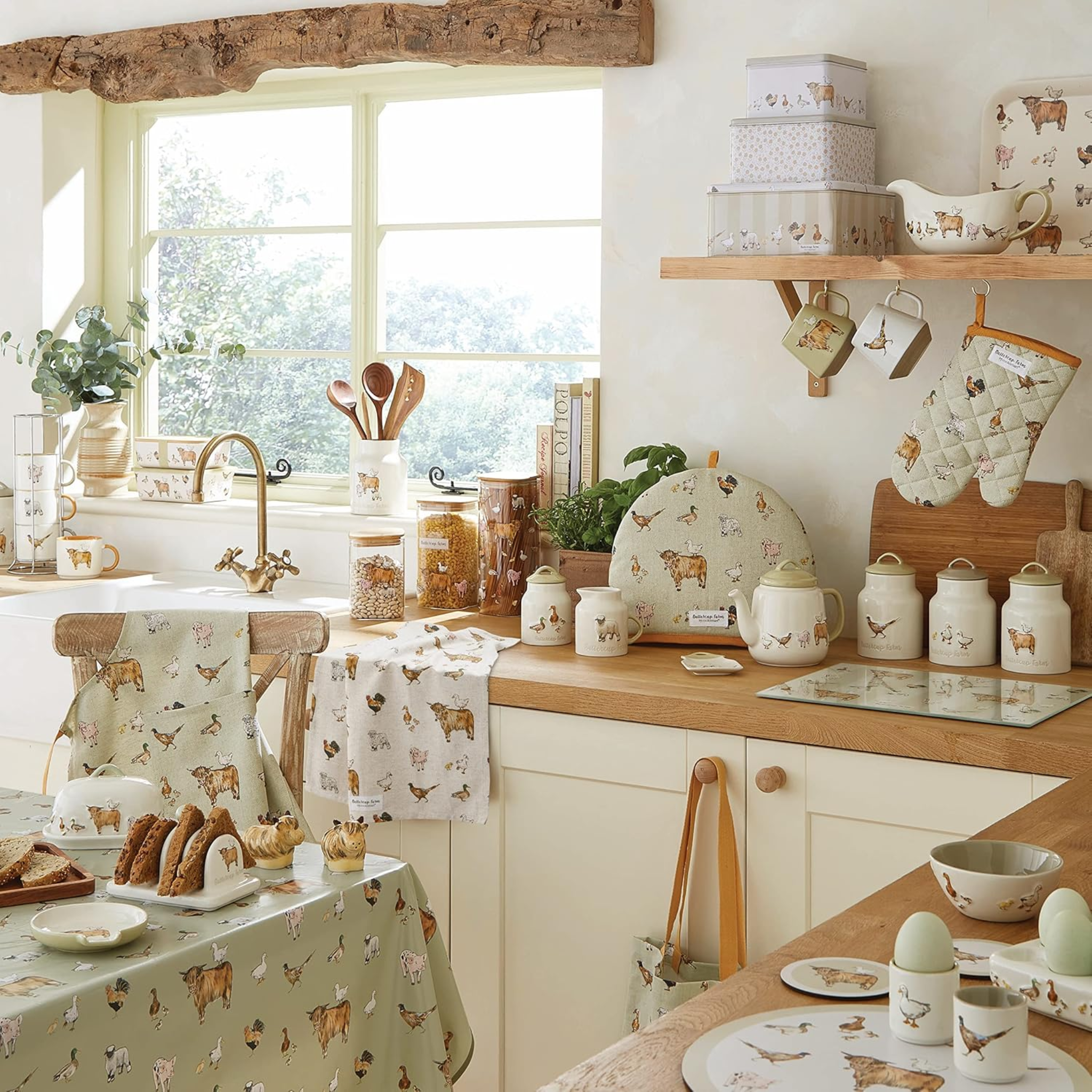 Stacking Mugs & Holder Buttercup Farm