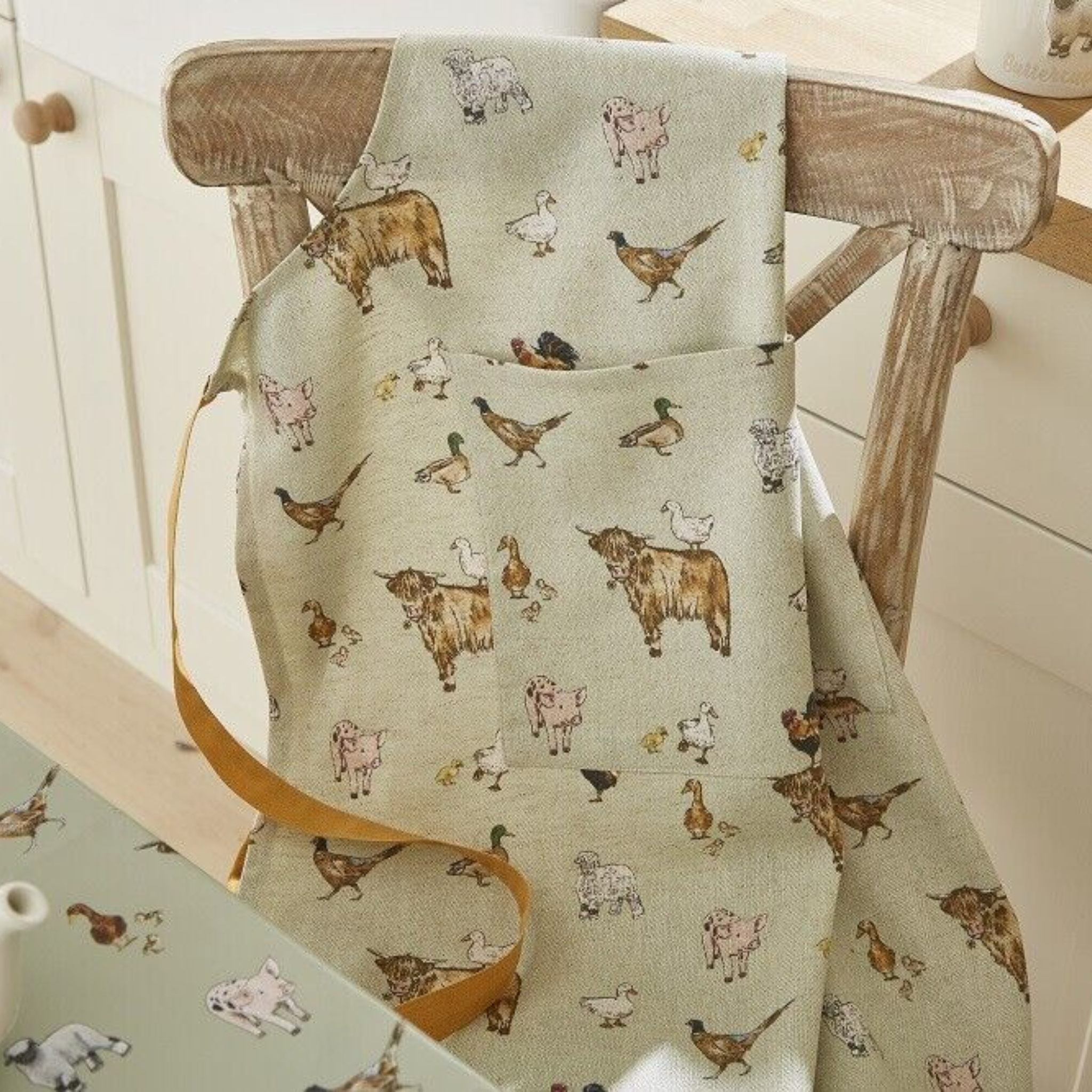 Organic Cotton Blend Apron Buttercup Farm