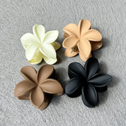 Hibiscus Matte Flower Claw Clip Black
