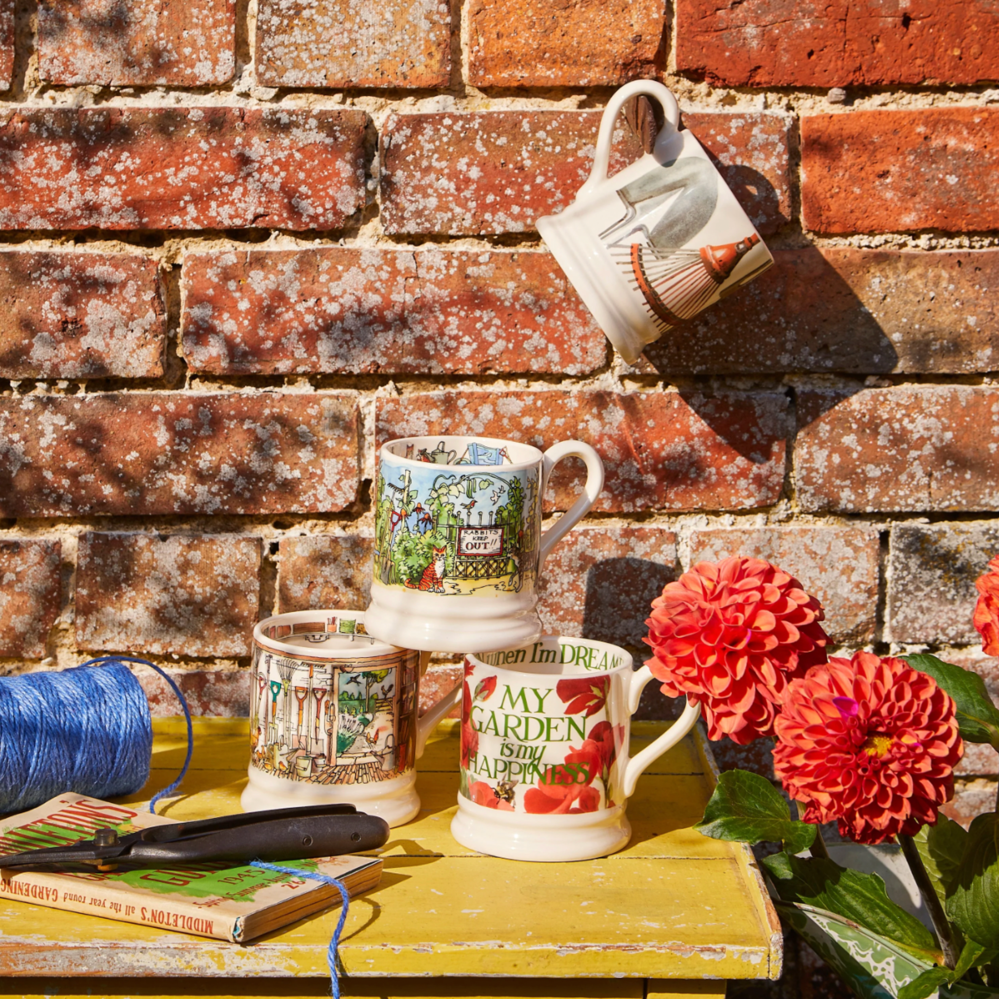 The Good Life In The Garden 1/2 Pint Mug