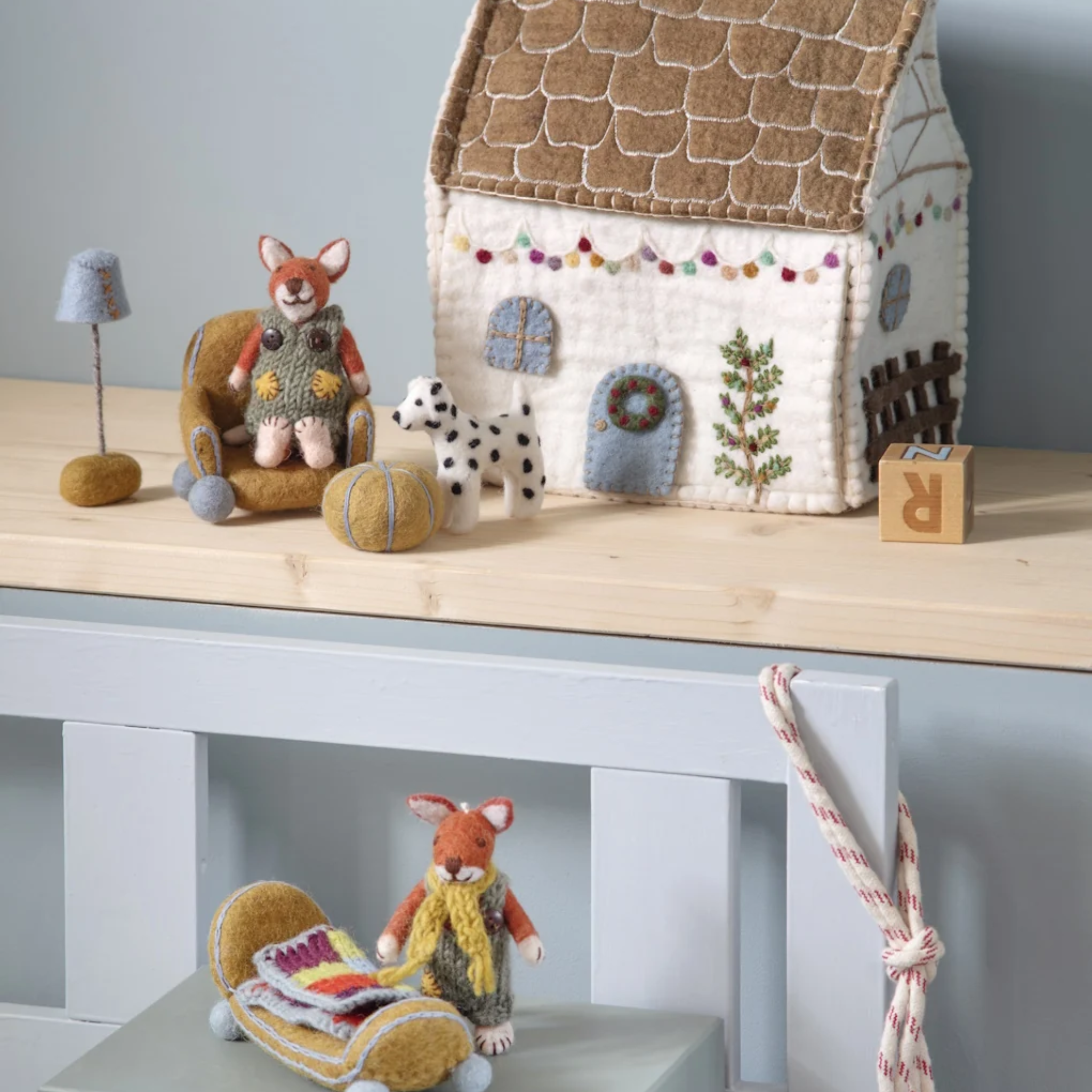 Mini Felt Chair, Pillow & Lamp Set Ochre