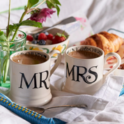 Black Toast Mr & Mrs Set of Two 1/2 Pint Mugs