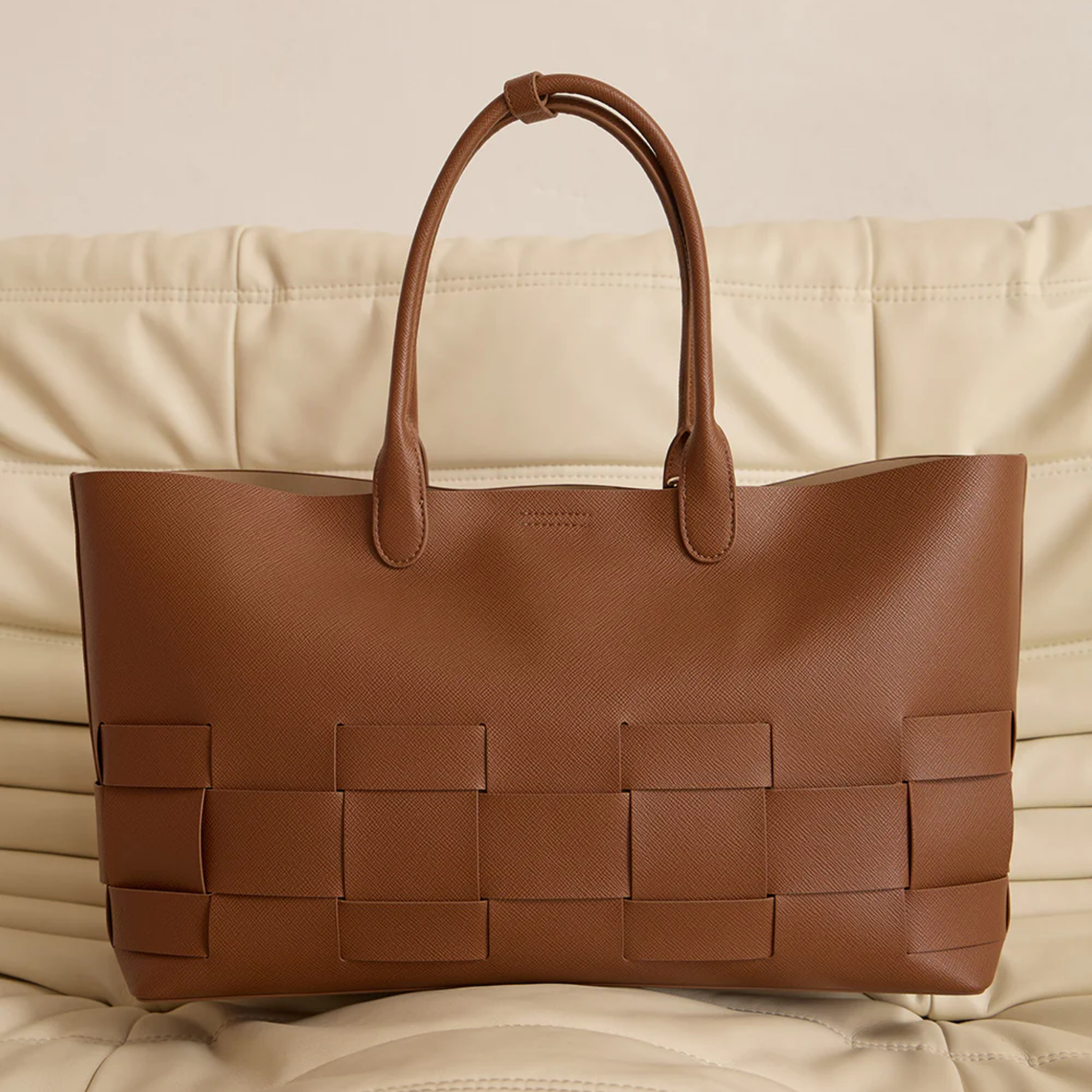 Kensington Tote Tan Saffiano