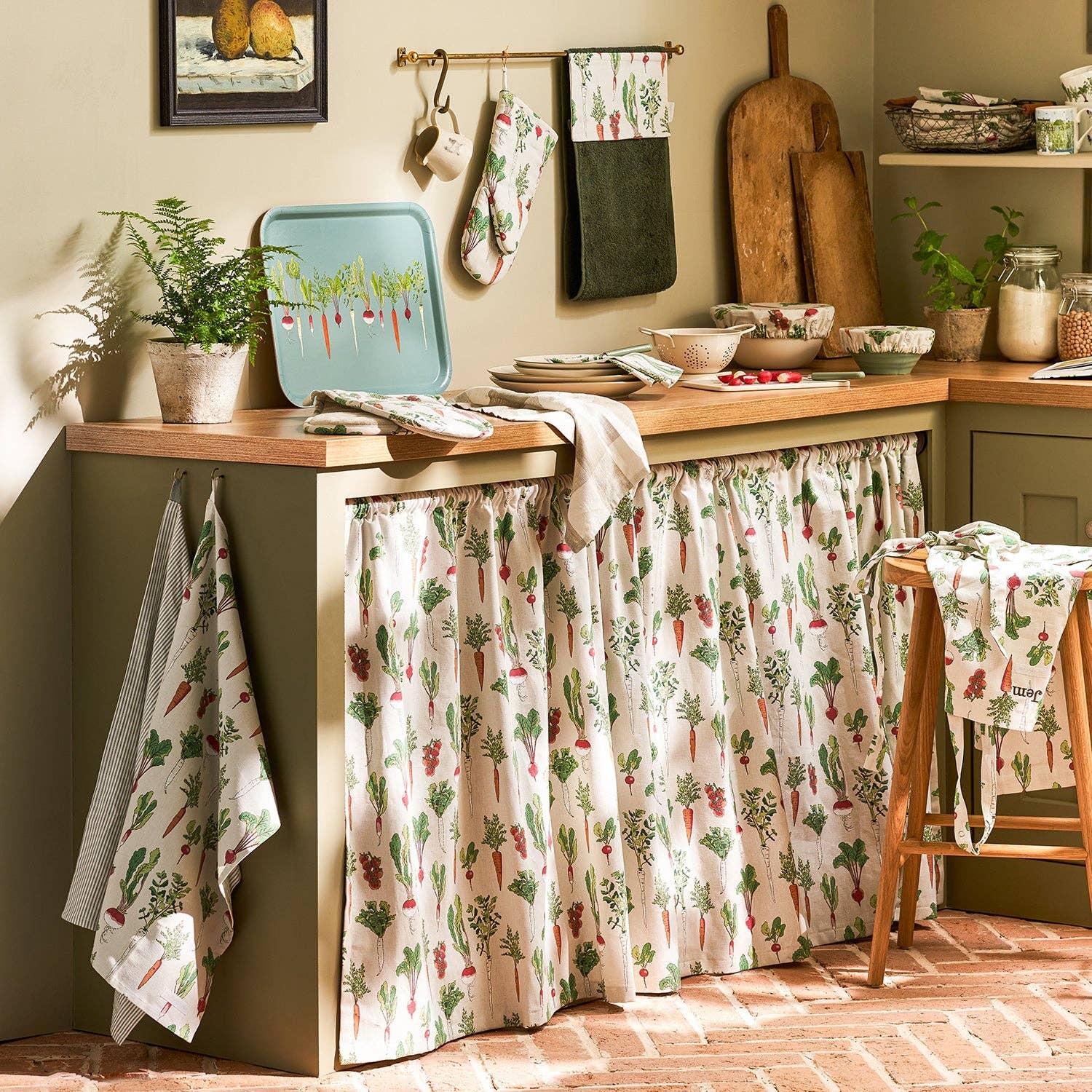 Garden Vegetables Roller Hand Towel