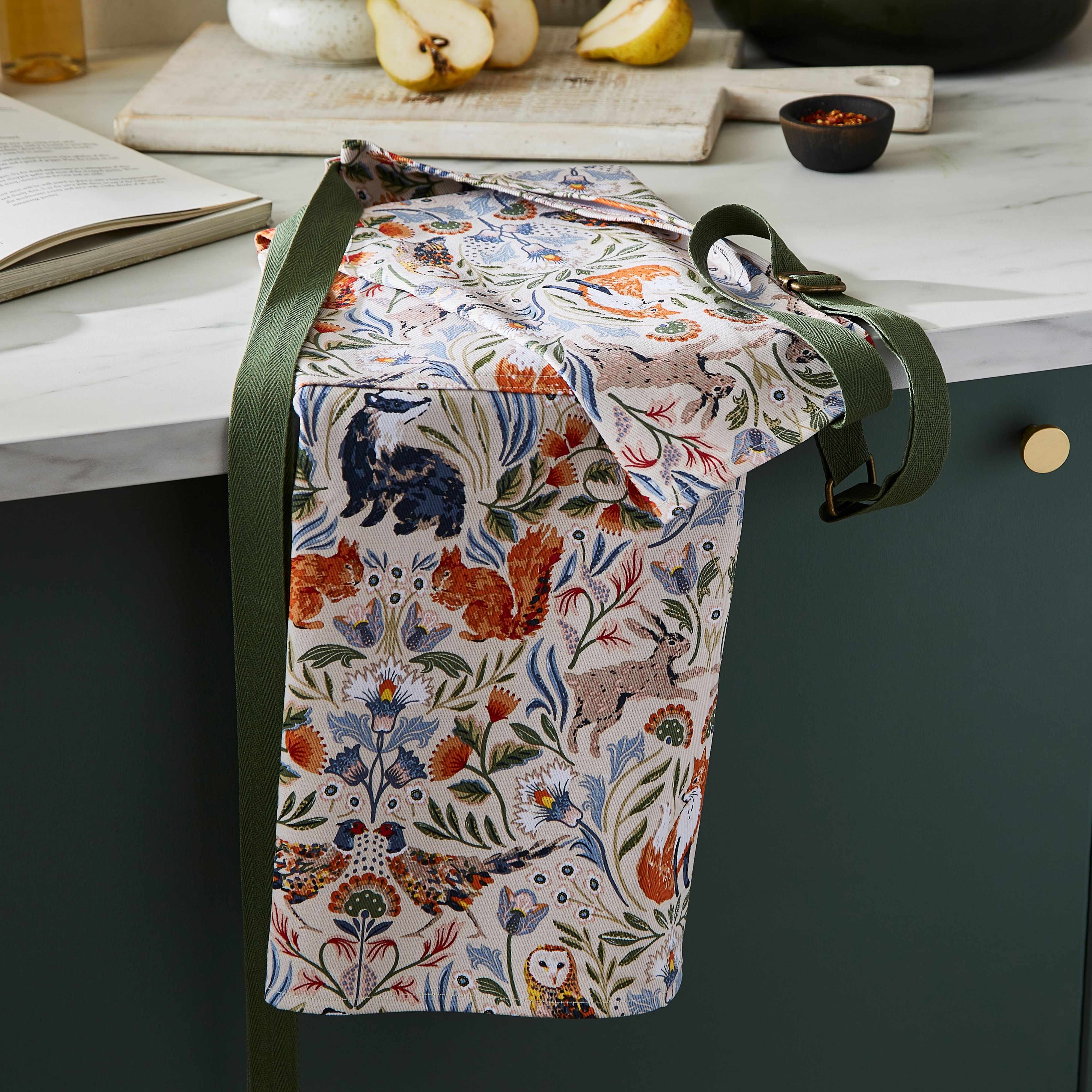 Blackthorn Cotton Apron