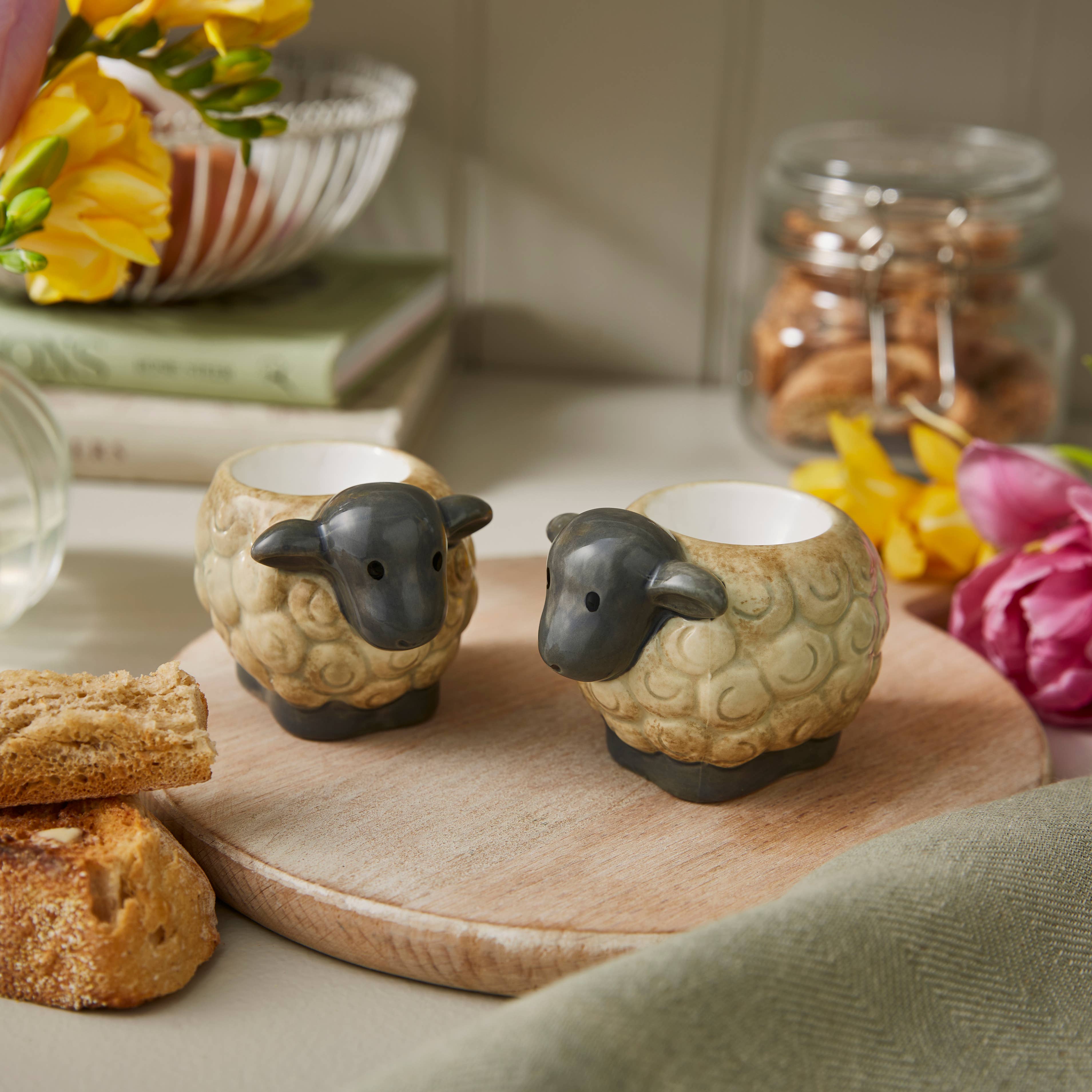 Set Of 2 Egg Cups Highland Sheep