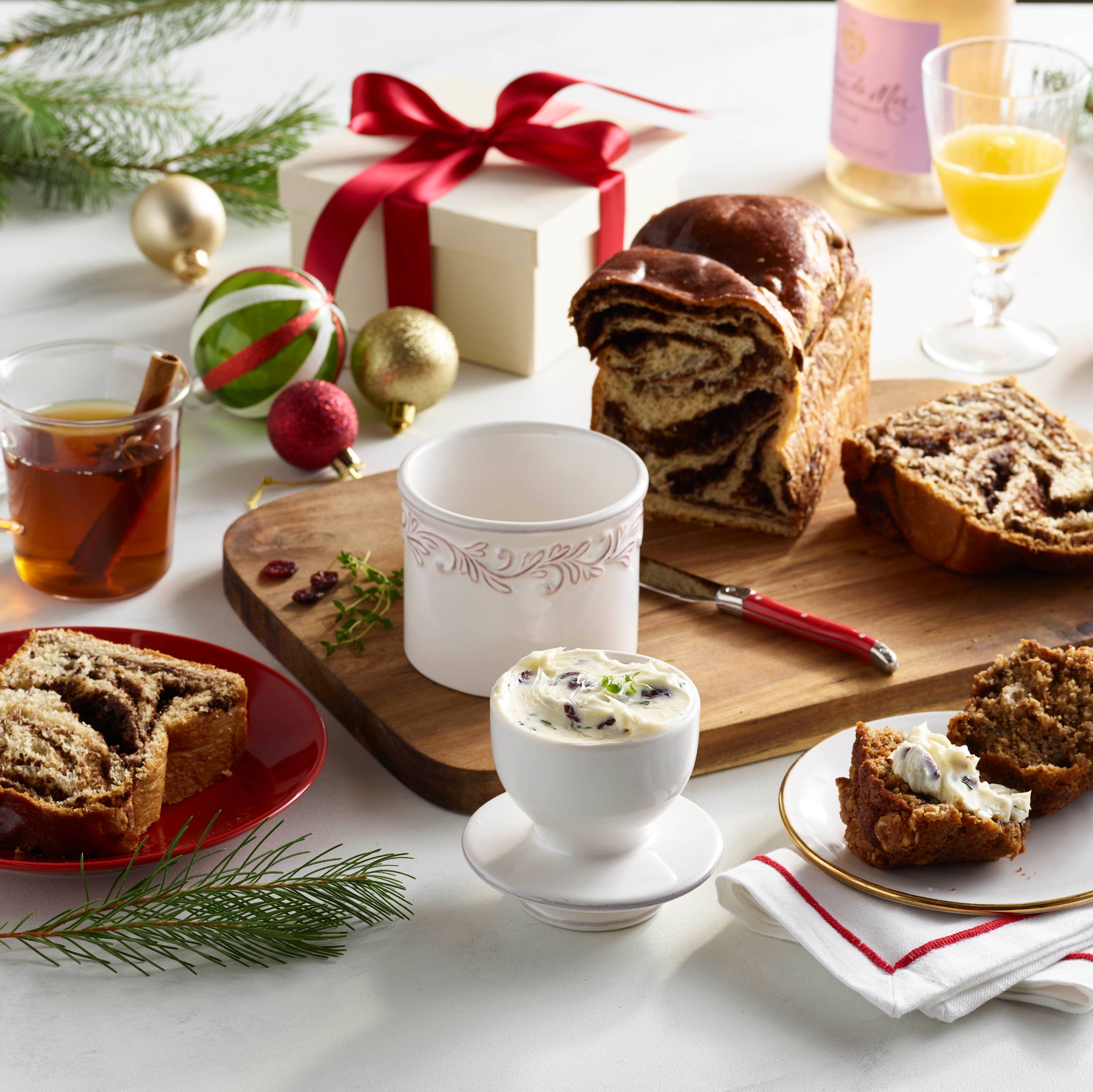 The Original Butter Bell® Crock Antique White Linen