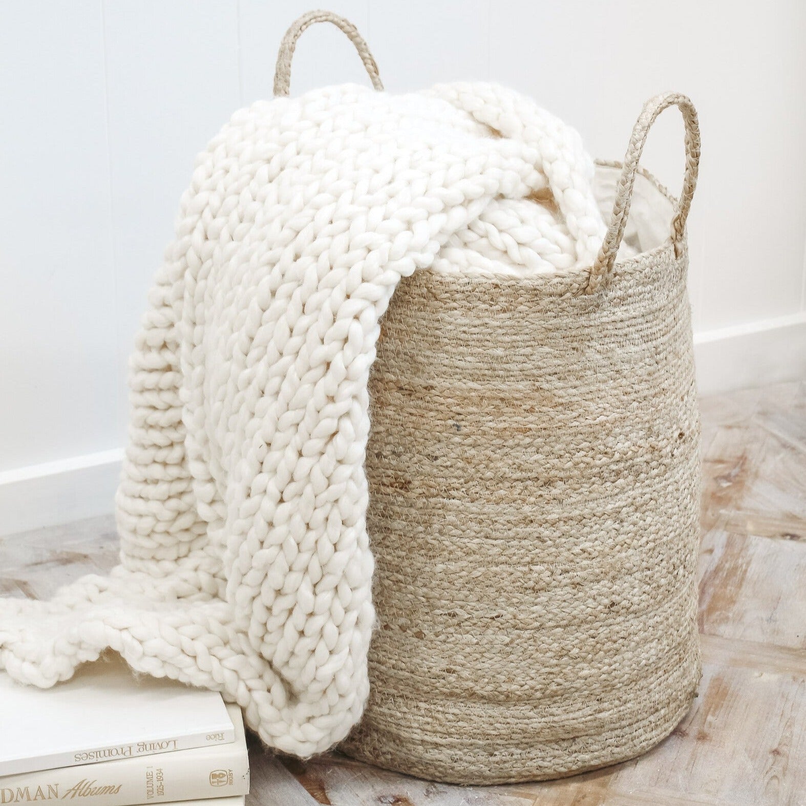 Soft Jute Lined Basket