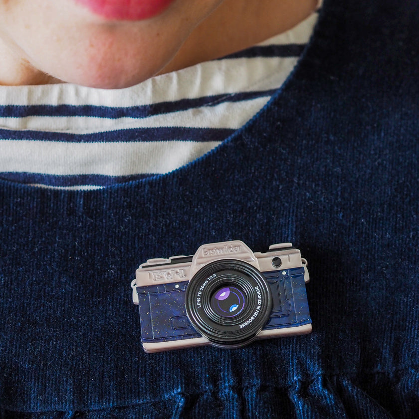 BHEA113PicturePerfectBrooch_1.jpg