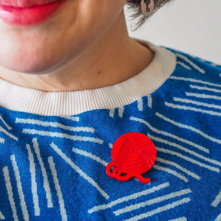 EBEA102BallofYarnSimplifiedMiniBrooch_2.jpg