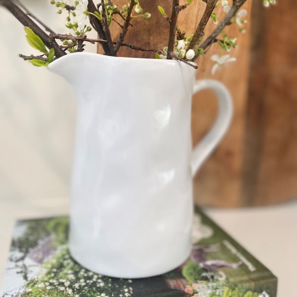 Mode Ceramic Lily Jug White