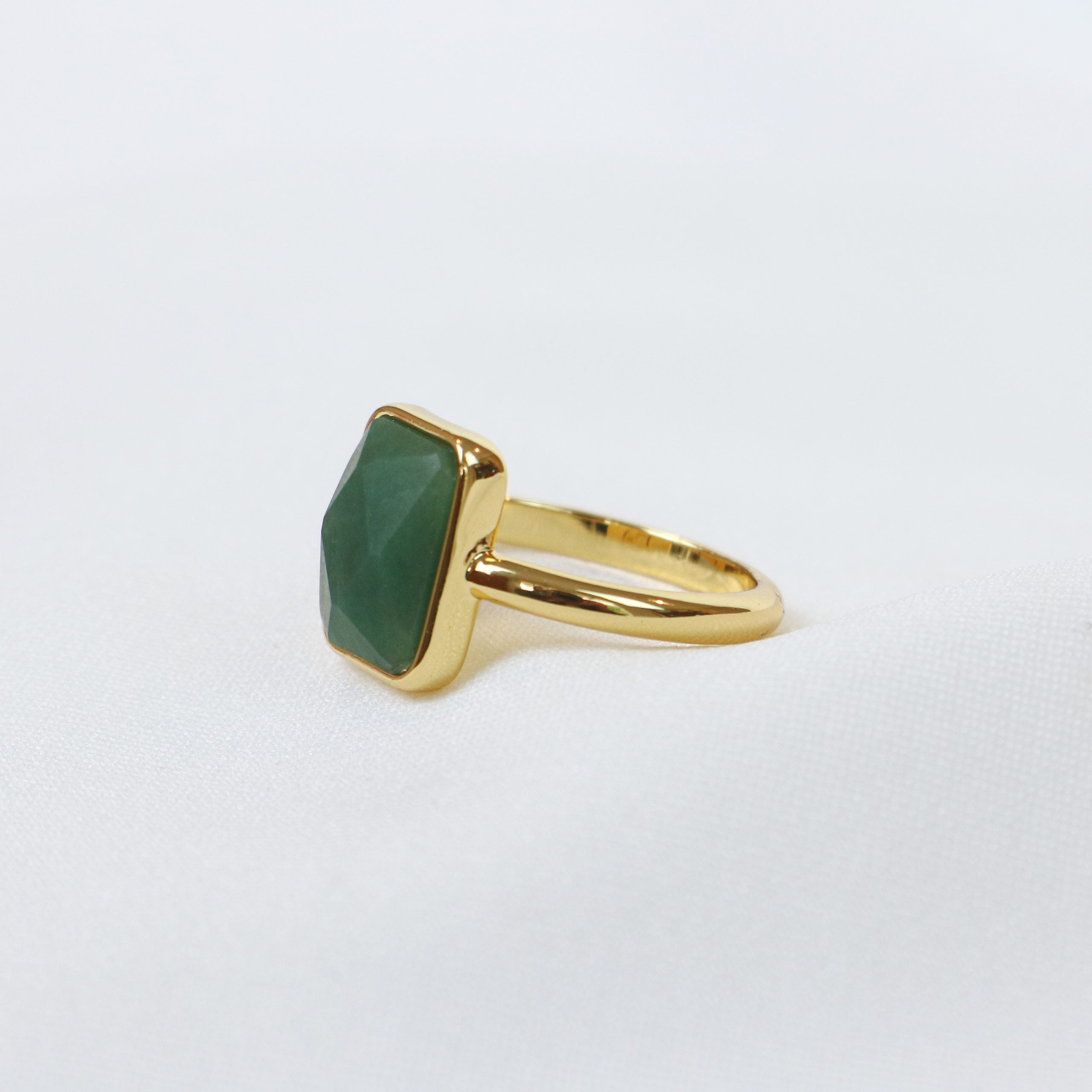 Jade Ring Gold