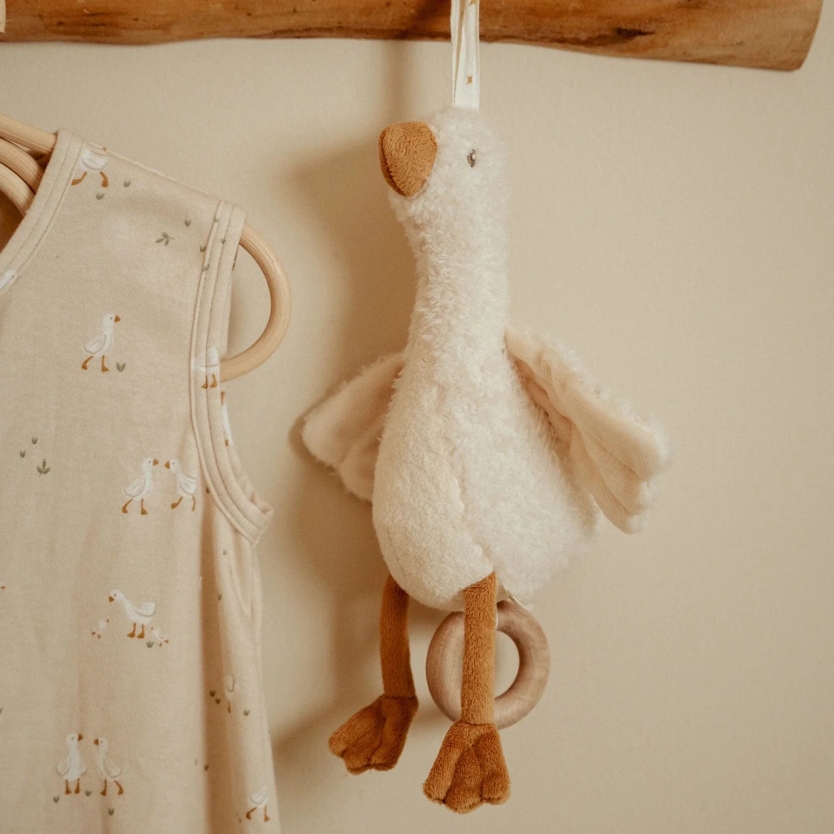 Newborn Naturals Little Goose Music Box