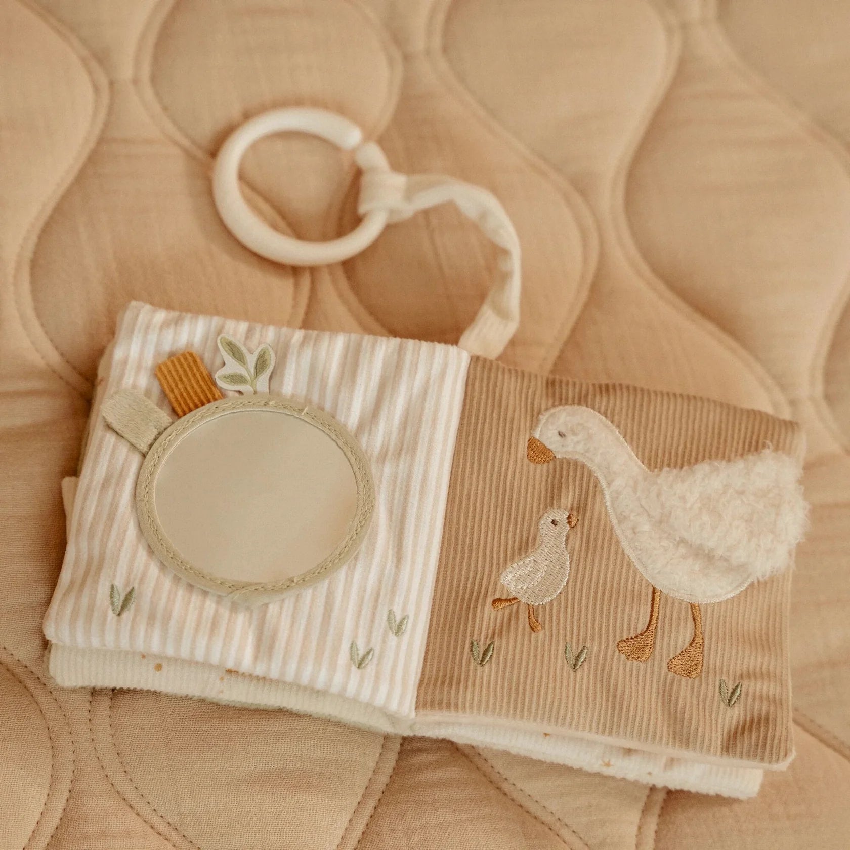Newborn Naturals Little Goose Stroller Booklet