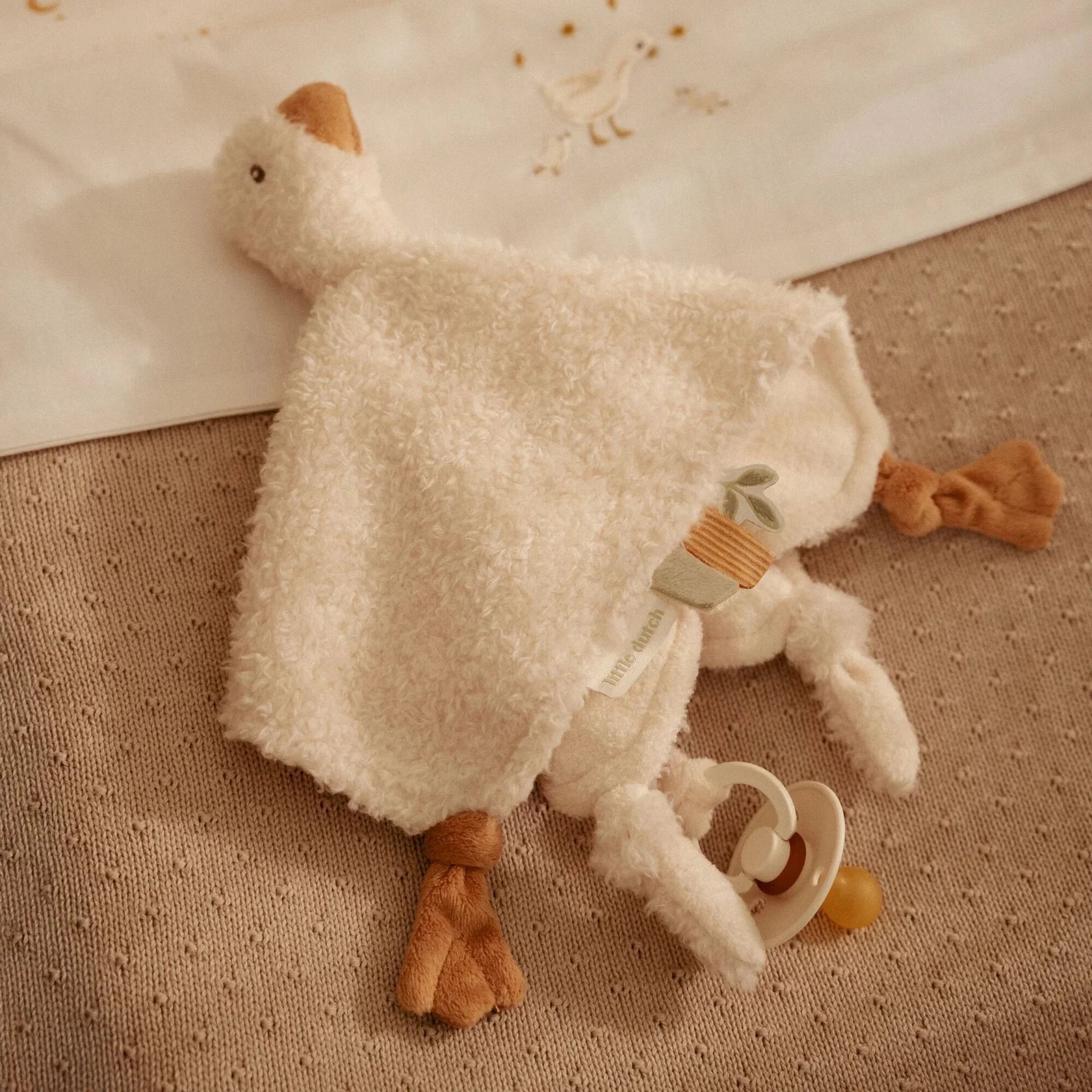 Newborn Naturals Little Goose Baby Cuddle Cloth