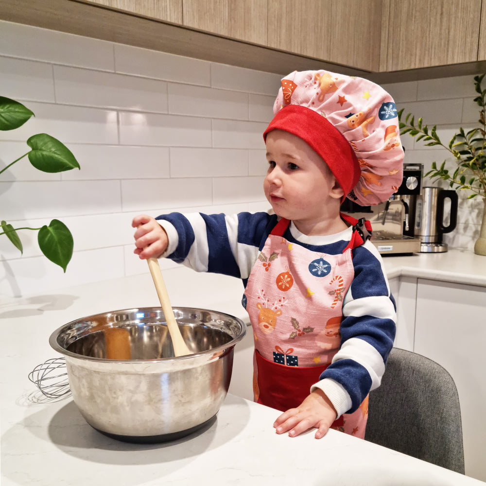 Noelle_Kids_Christmas_Apron___Cap_Pink_Multi_3.jpg