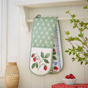 Strawberry Patch Double Oven Glove