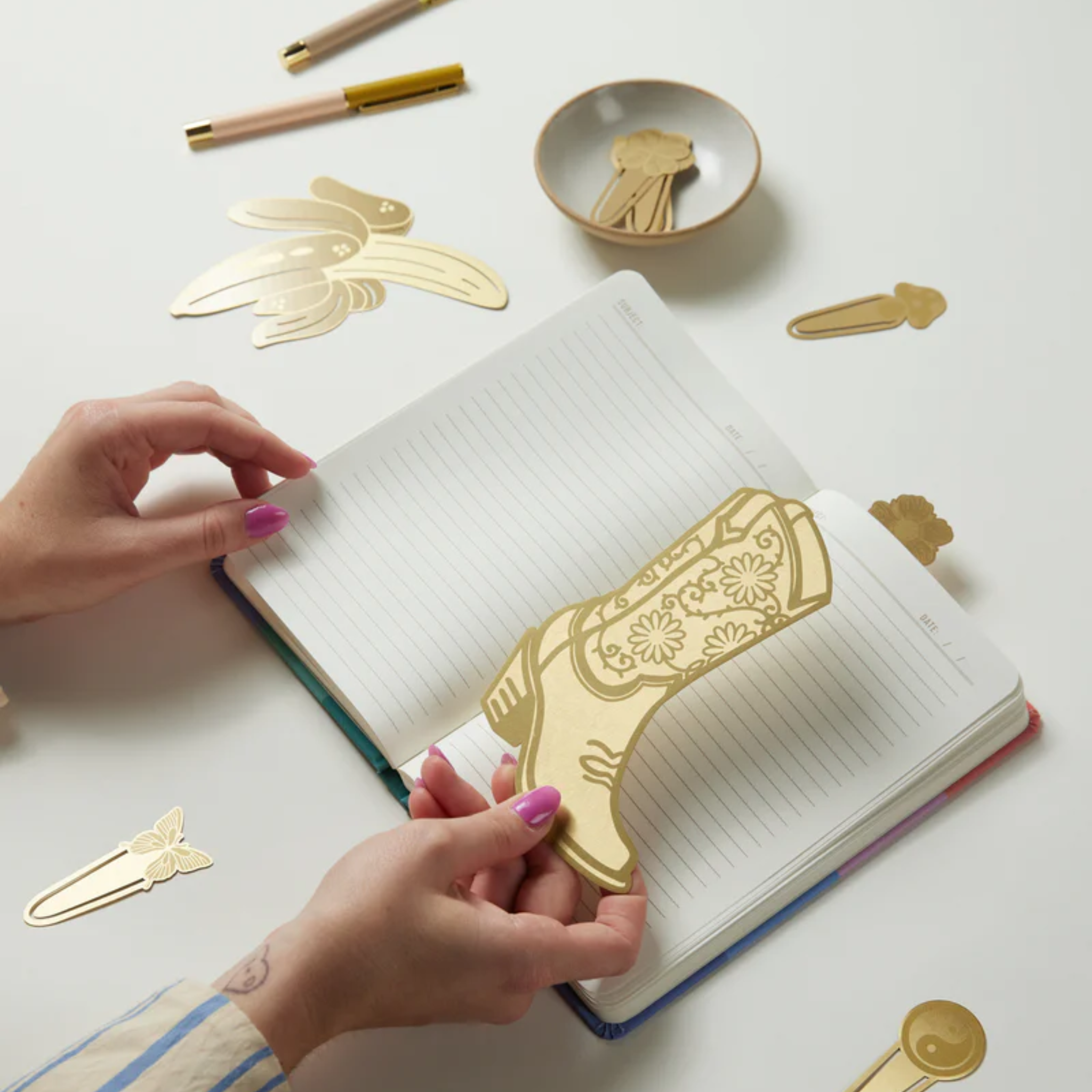 Brass Page Tabs Fleurs