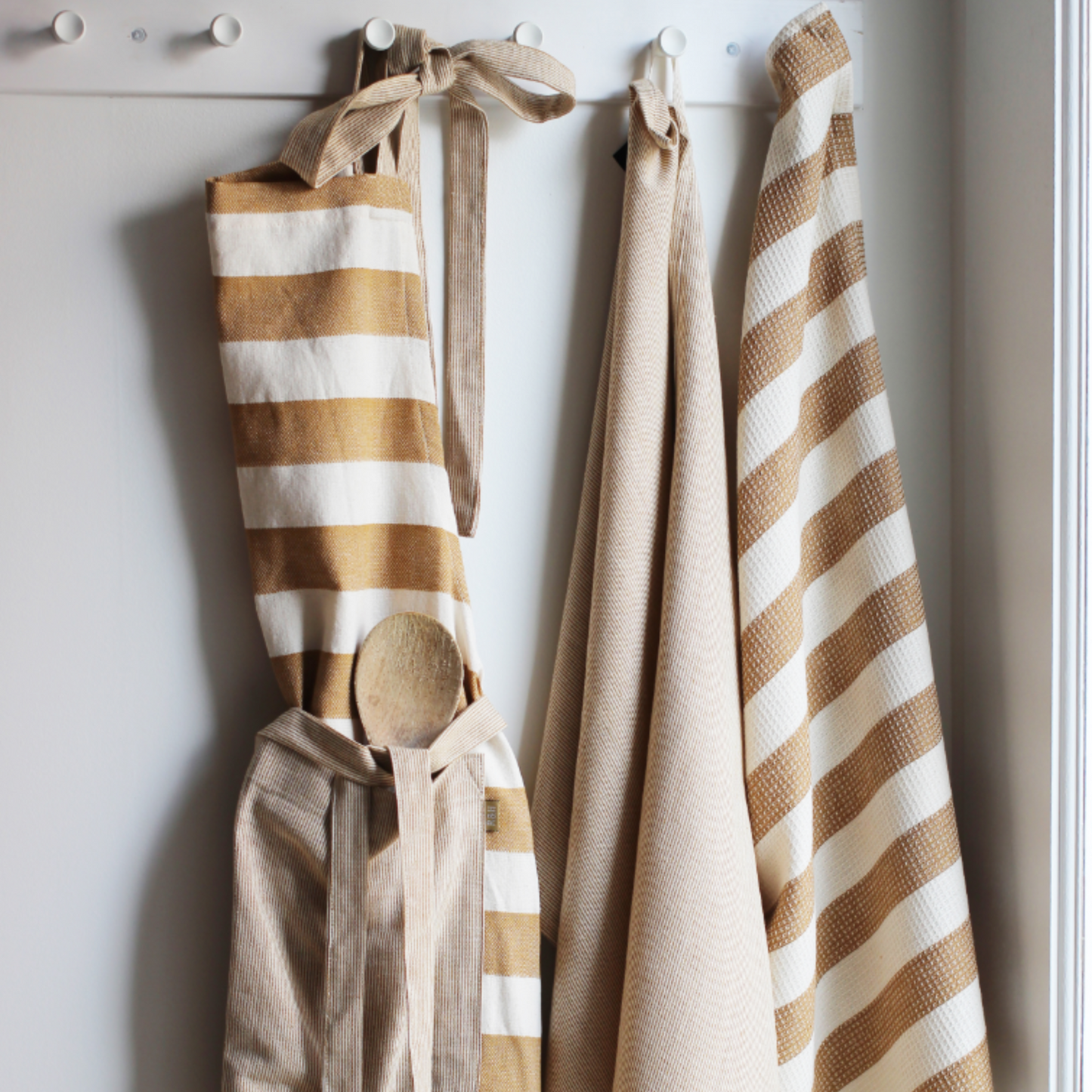 Stripe Tea Towel Set Golden Yellow