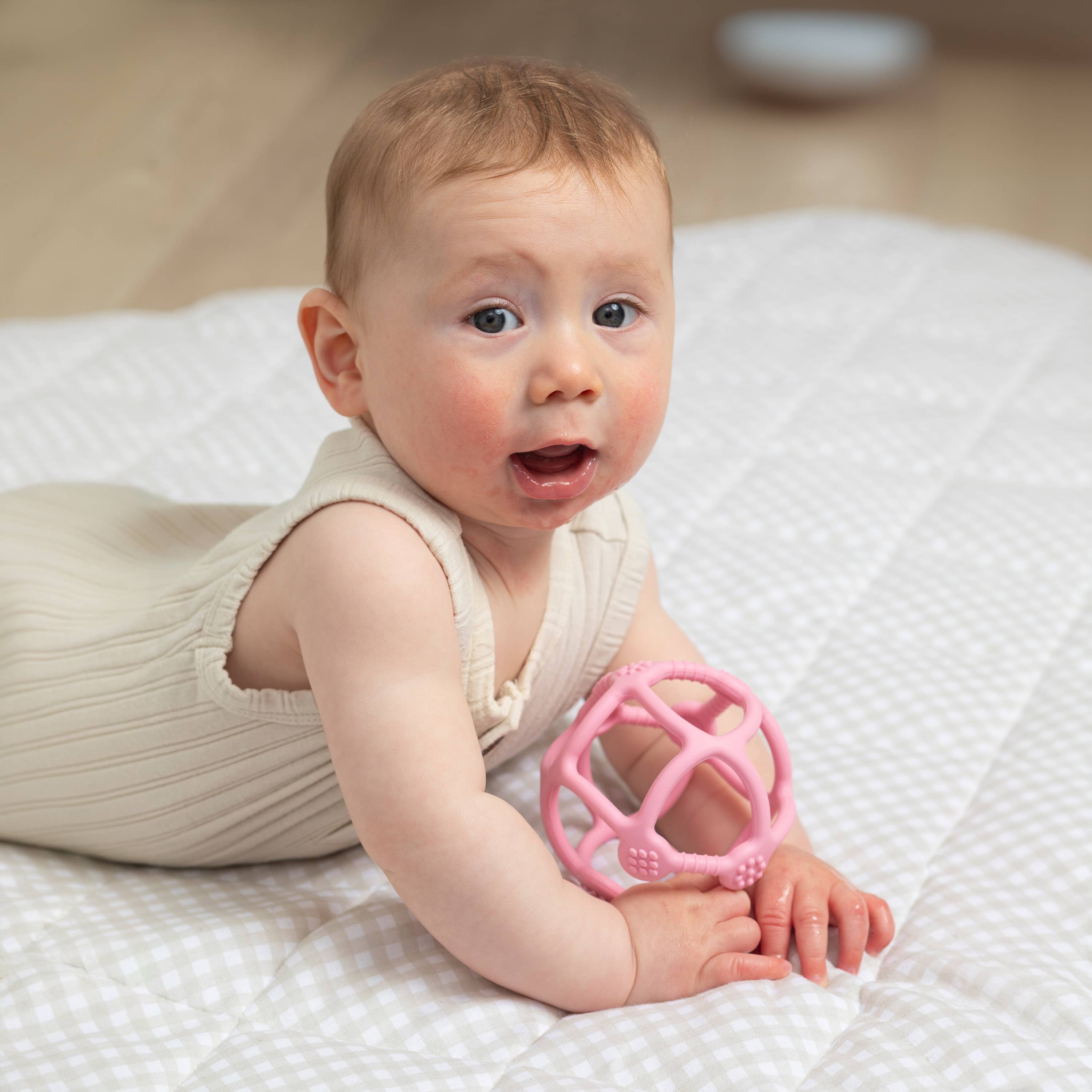 Silicone Teething Ball Light Pink