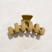 Brooke Wavy Matte Claw Clip Beige