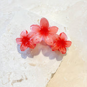 Triple Hawaiian Flower Claw Clip Red