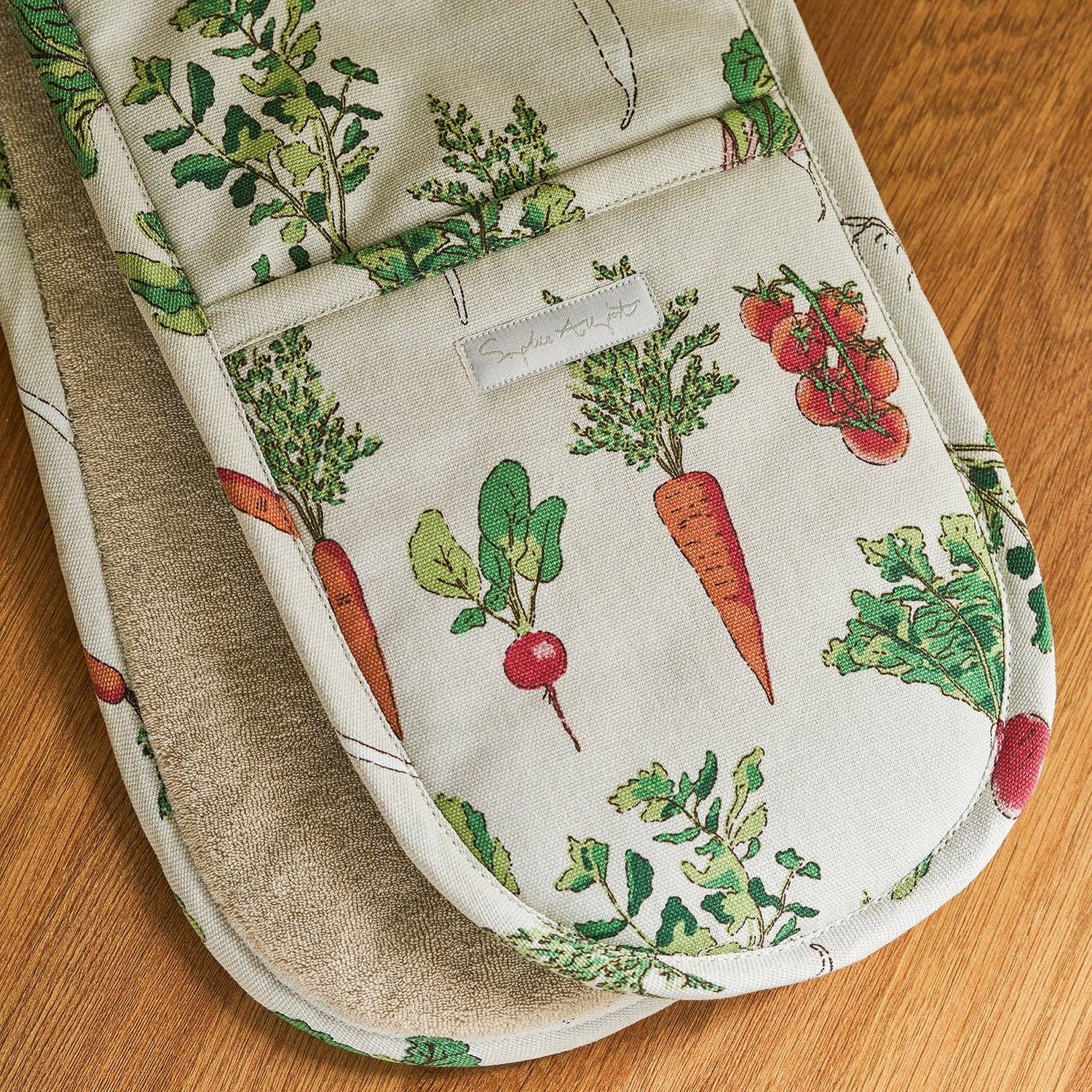 Garden Vegetables Double Oven Glove