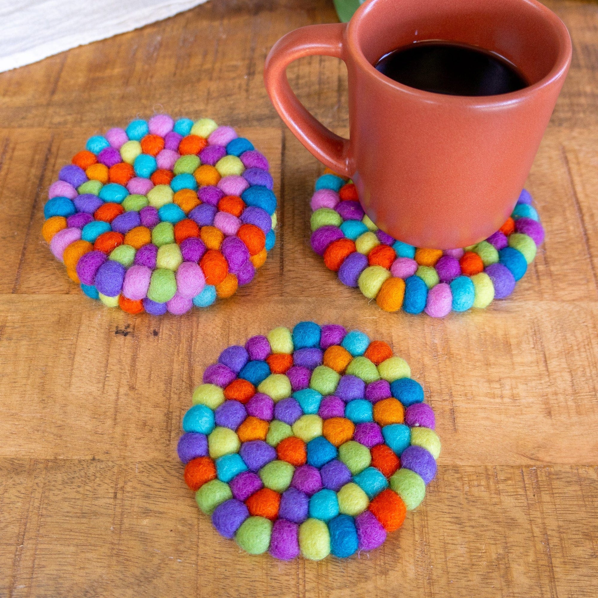 friendsheep-coaster-shiny-happy-rainbow-eco-coasters-trivet-1208797302_2000x_2c1a8506-b8a8-435e-a401-5d8b276dcaab.jpg