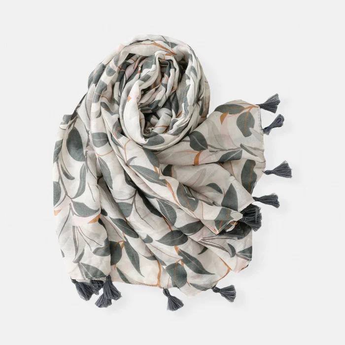 greyleafscarf.jpg