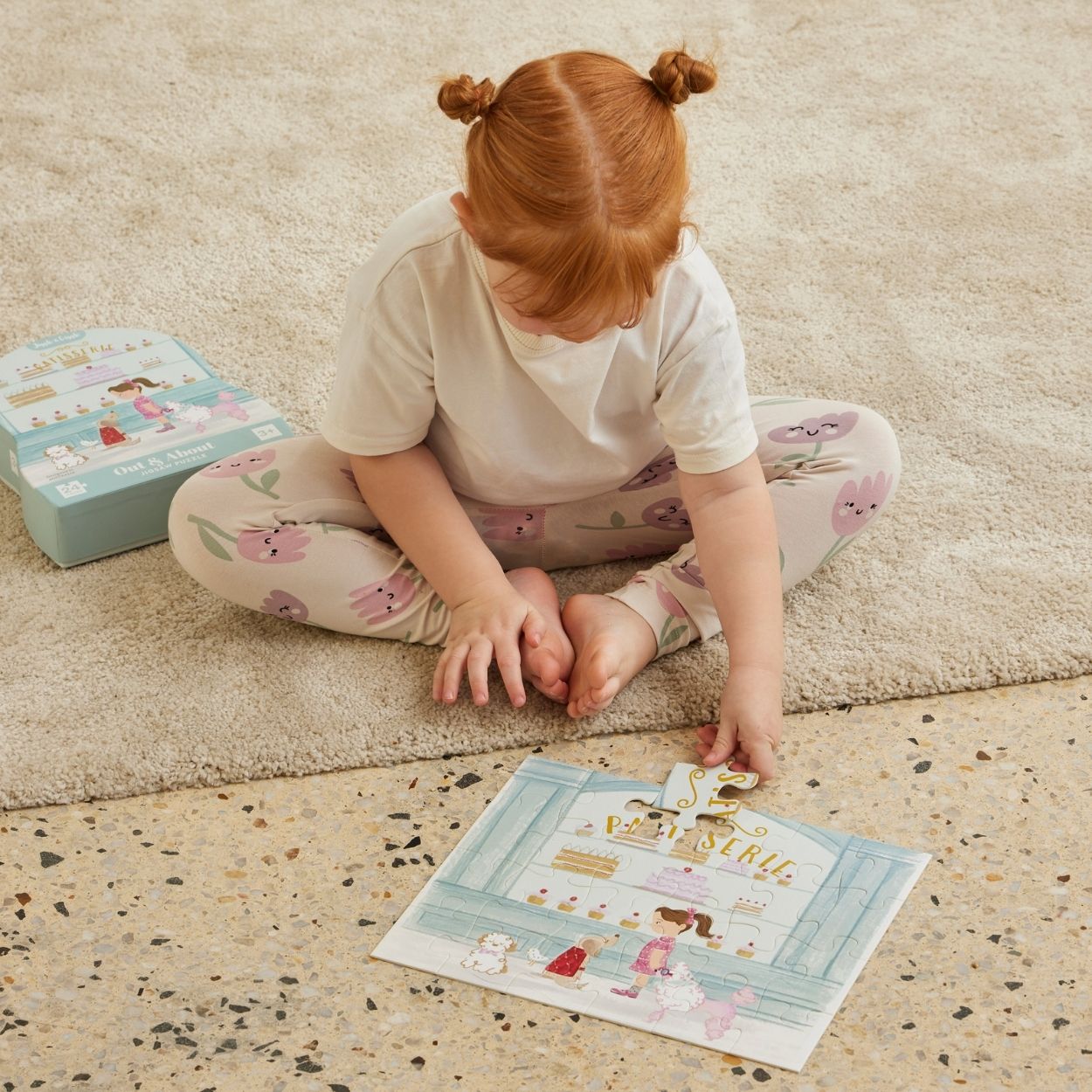 jigsaw-puzzle-kids-out-and-about-lifestyle-2-znpl008.jpg