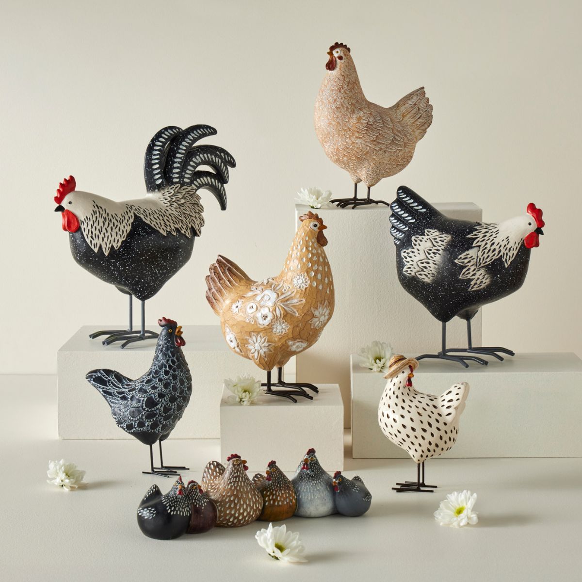 pilbeam-living-chicken-sculptures-HBSC_73b21c91-4806-4308-adb5-633aa3c7c222.jpg